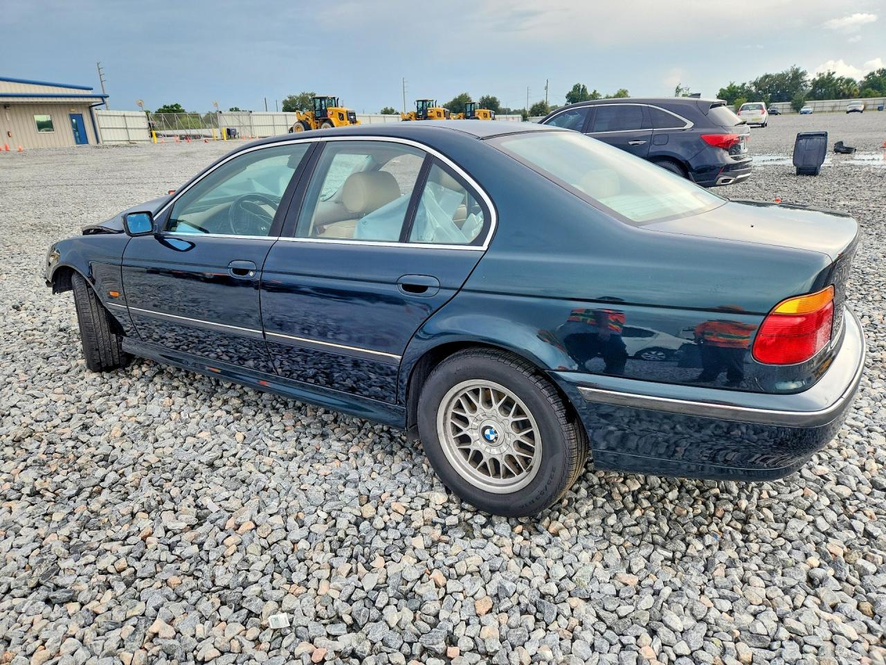 1999 Bmw 528 I Automatic Green vin: WBADM6336XBY22697