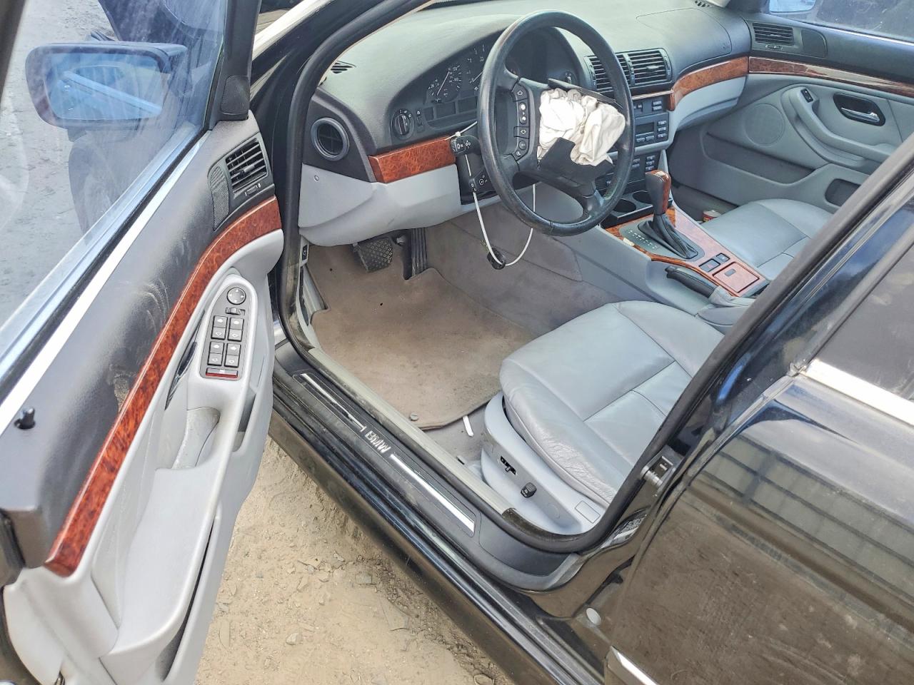 1999 Bmw 528 I Automatic Black vin: WBADM6337XBY30906