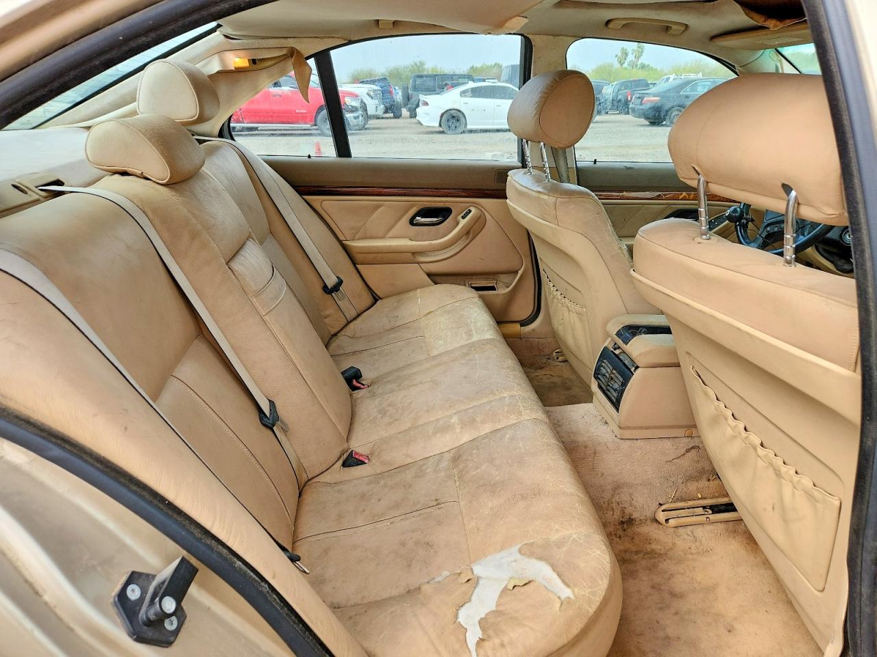 1999 Bmw 528 I Automatic Tan vin: WBADM6337XBY31991