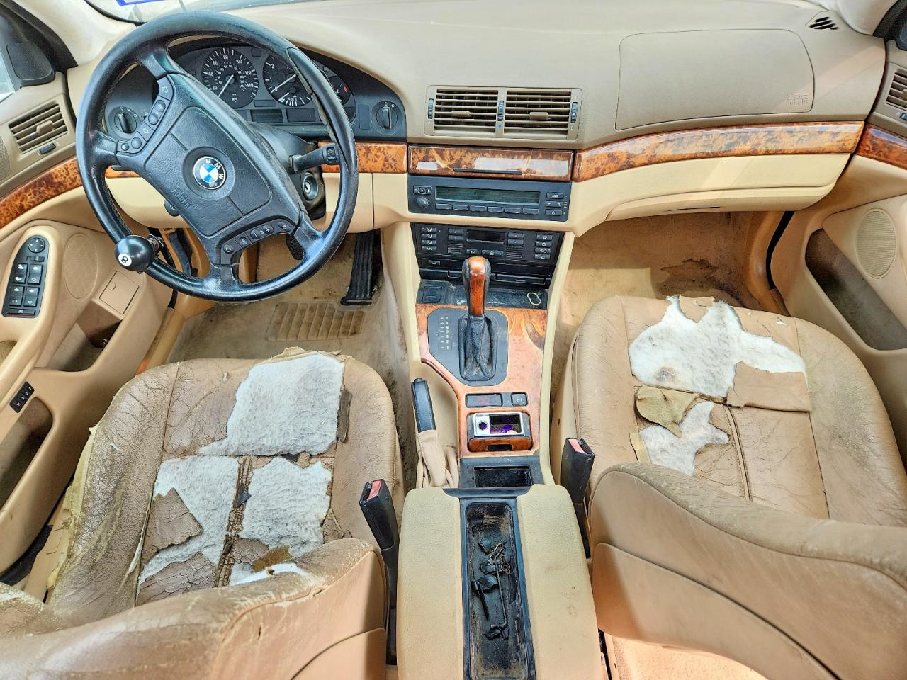1999 Bmw 528 I Automatic Tan vin: WBADM6337XBY31991