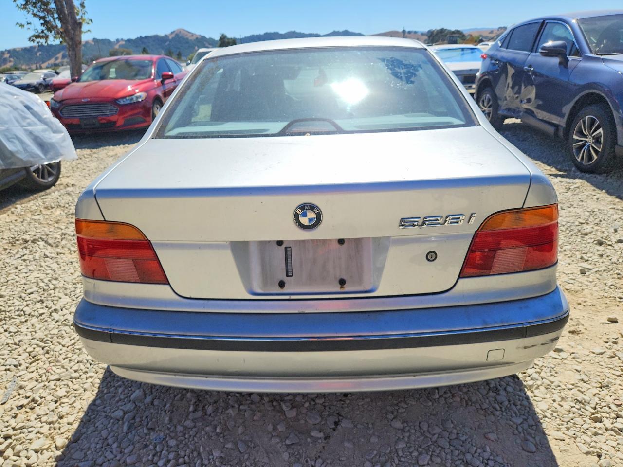 1999 Bmw 528 I Automatic Silver vin: WBADM6337XBY32073