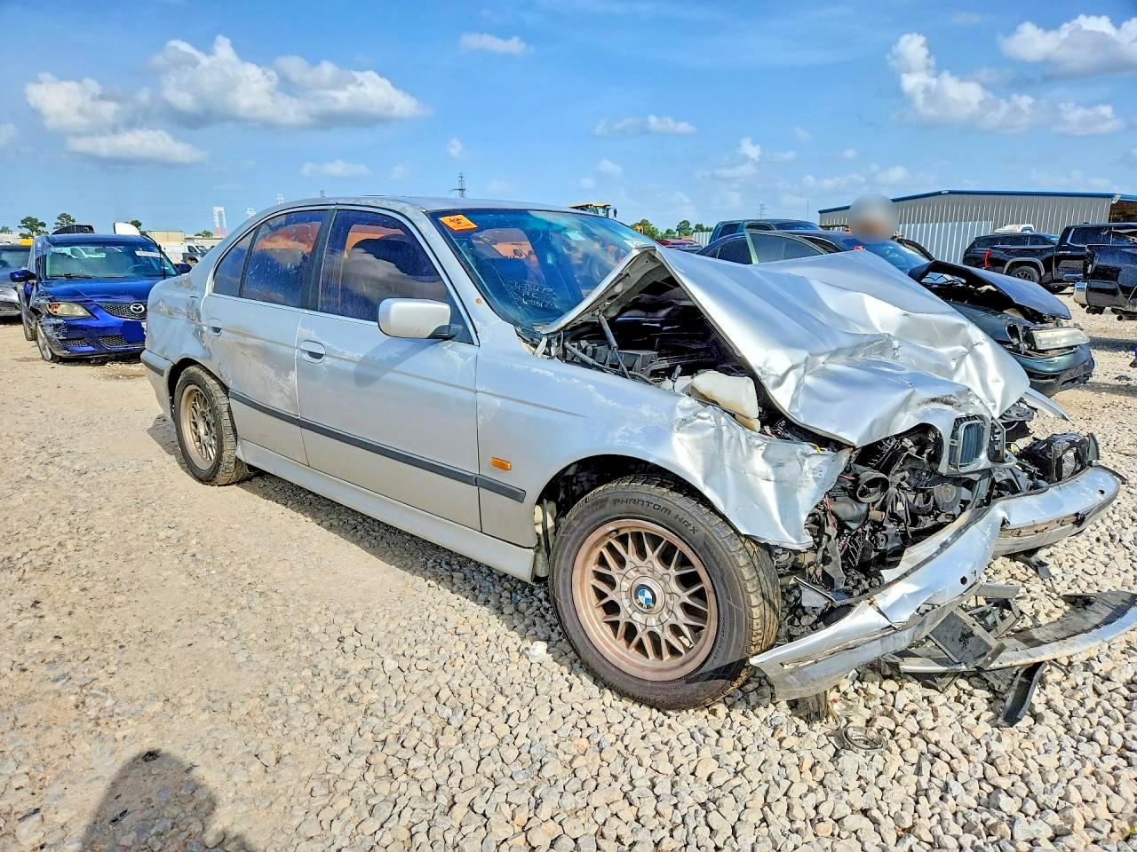 1999 Bmw 528 I Automatic Silver vin: WBADM6339XBY30499
