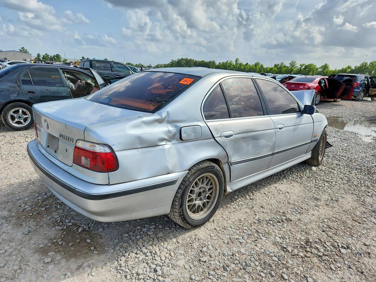 1999 Bmw 528 I Automatic Silver vin: WBADM6339XBY30499