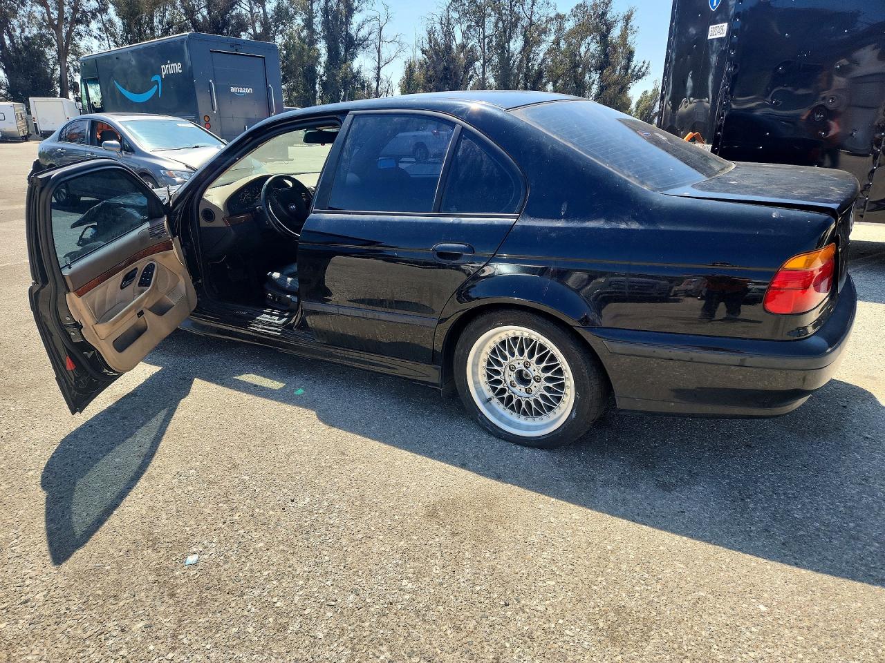 2000 Bmw 528 I Automatic Black vin: WBADM6340YGU05427