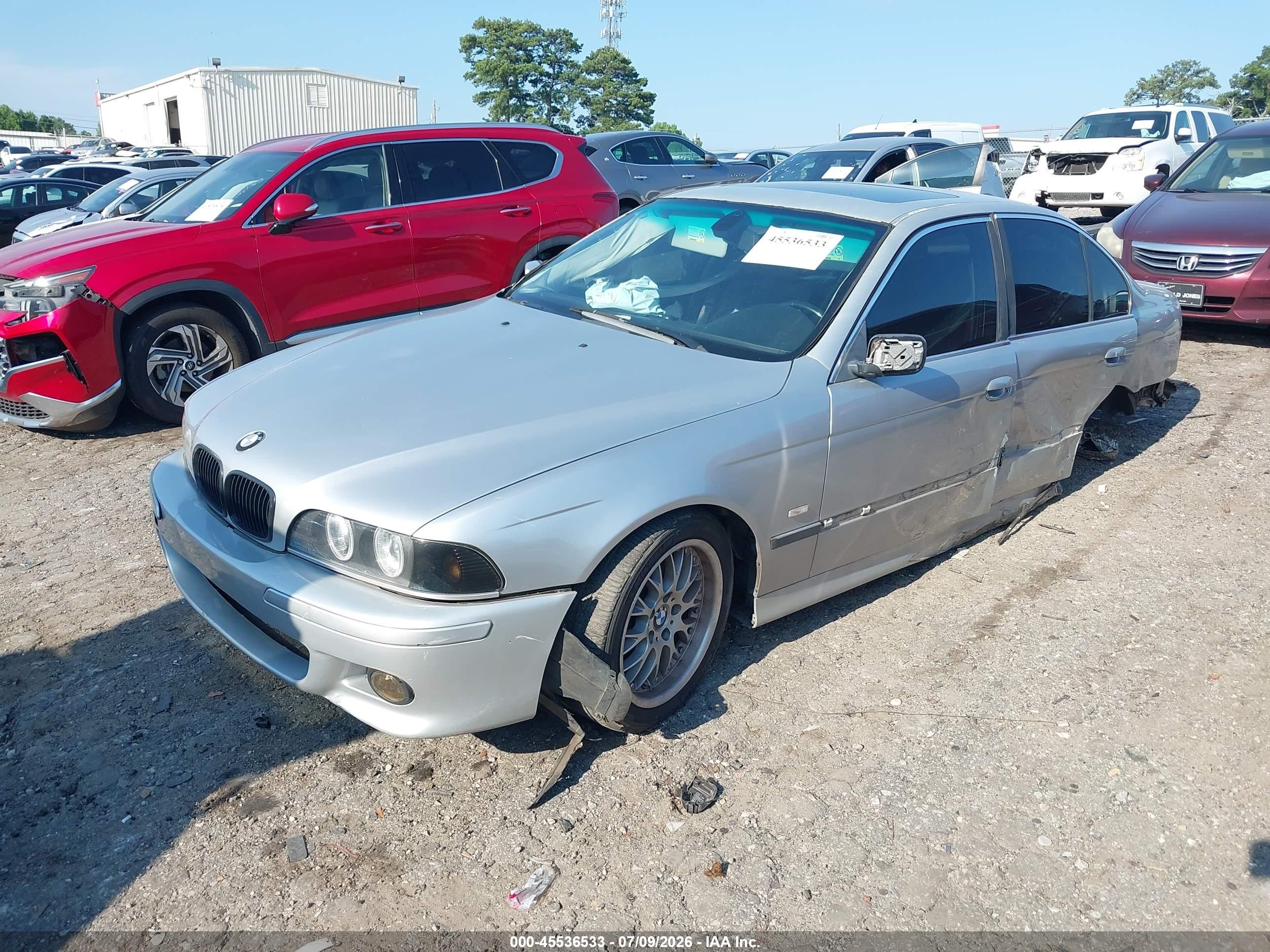 2000 Bmw 528ia   Silver vin: WBADM6341YGU15464