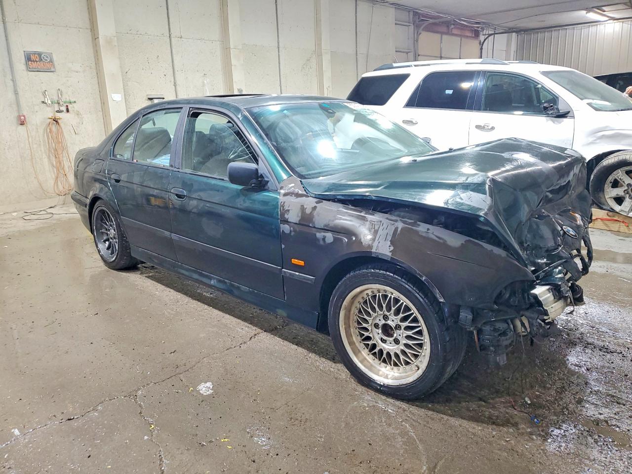 2000 Bmw 528 I Automatic Green vin: WBADM6342YGU13867