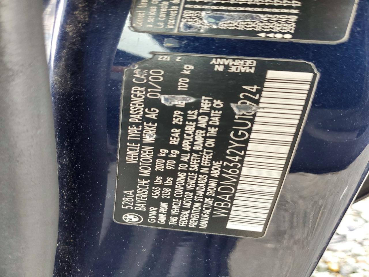 2000 Bmw 528 I Automatic Blue vin: WBADM6342YGU18924