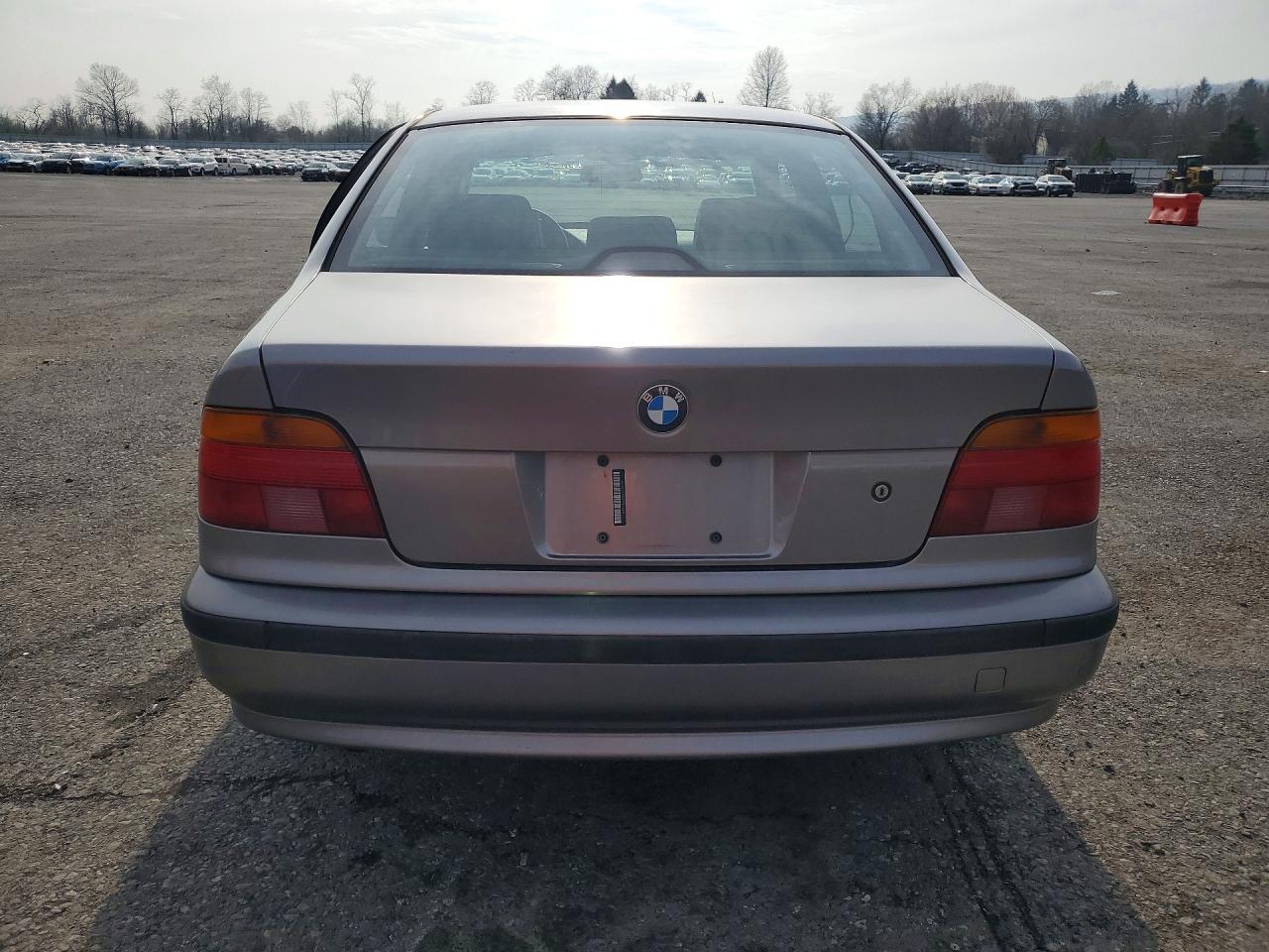 1999 Bmw 528 I Automatic Серебряный vin: WBADM6343XGU03797