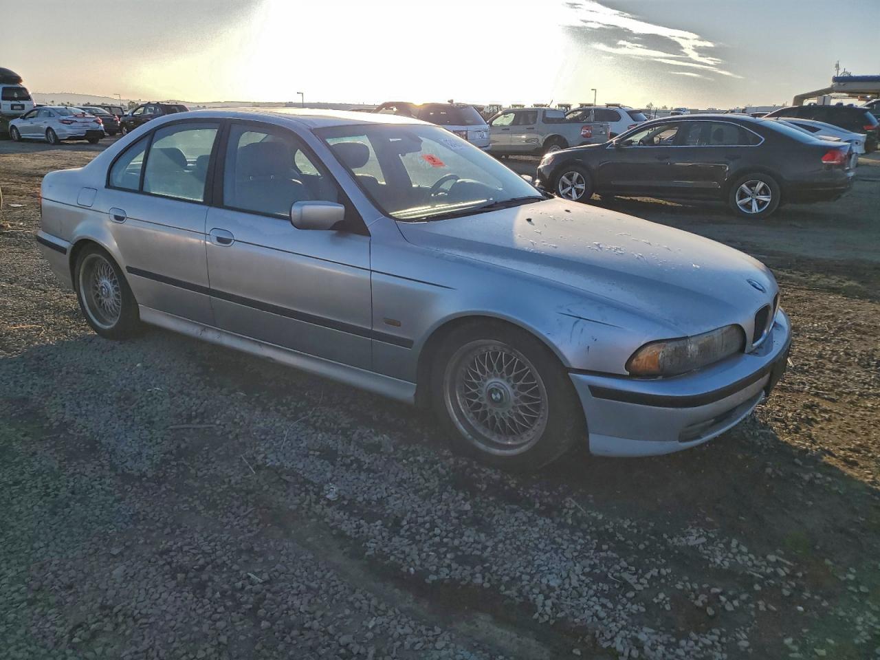 2000 Bmw 528 I Automatic Silver vin: WBADM6344YGV00282