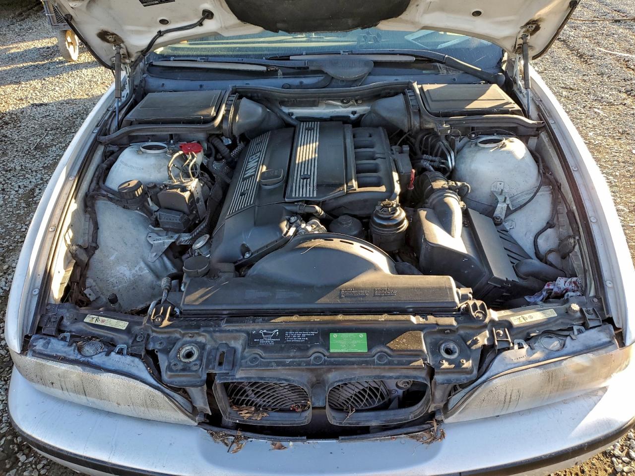 2000 Bmw 528 I Automatic Silver vin: WBADM6344YGV00282