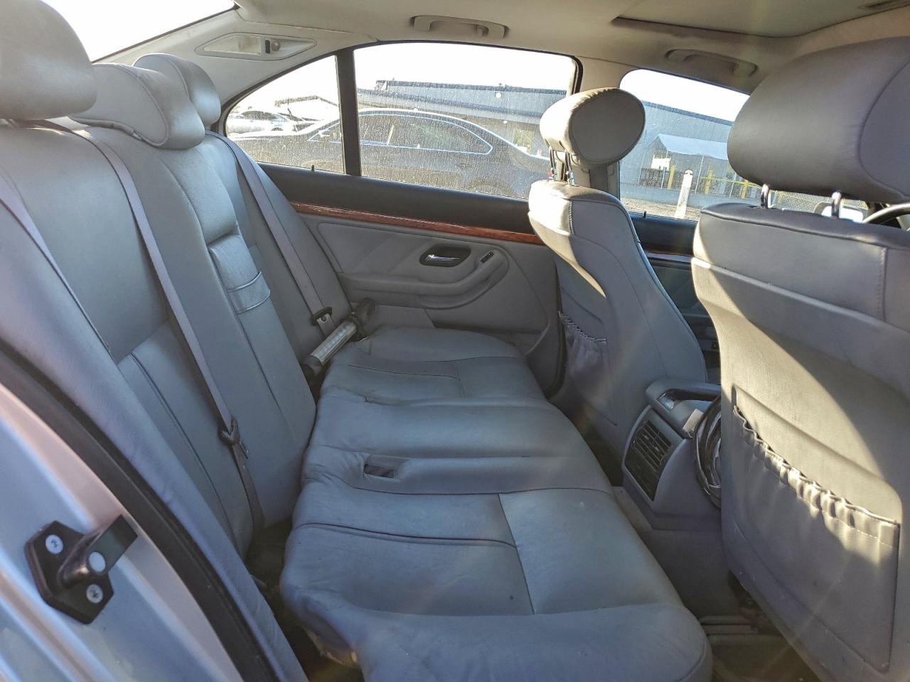 2000 Bmw 528 I Automatic Silver vin: WBADM6344YGV00282
