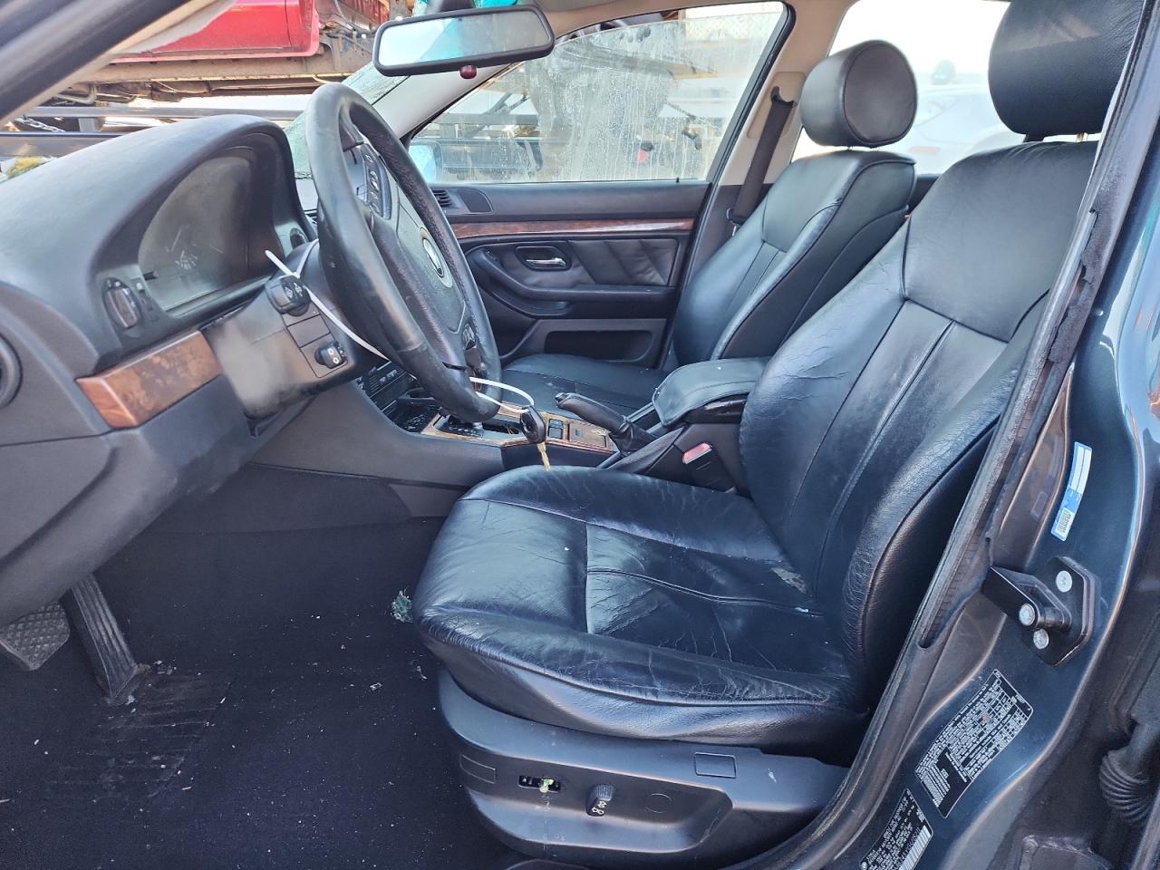2000 Bmw 528 I Automatic Blue vin: WBADM6345YGU15211