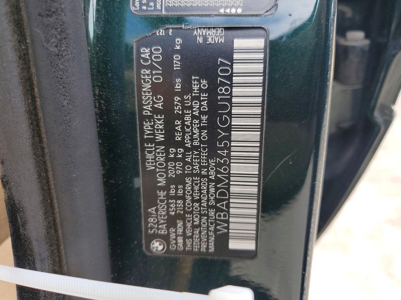 2000 Bmw 528 I Automatic Green vin: WBADM6345YGU18707