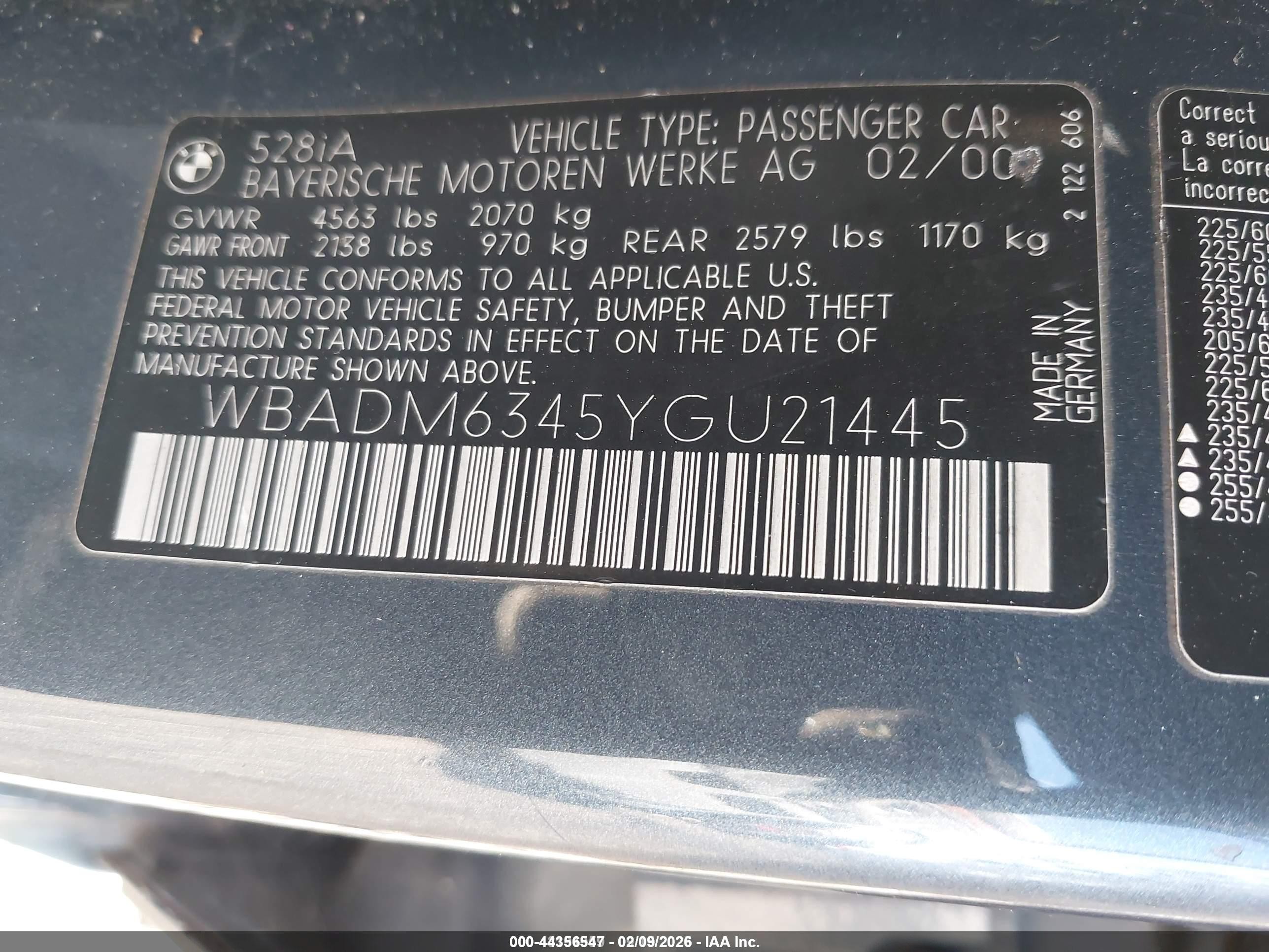 2000 Bmw 528ia   Gray vin: WBADM6345YGU21445