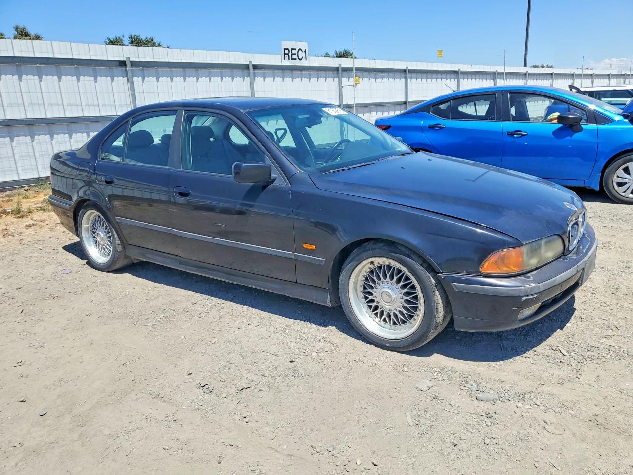 2000 Bmw 528 I Automatic Black vin: WBADM6345YGV01618