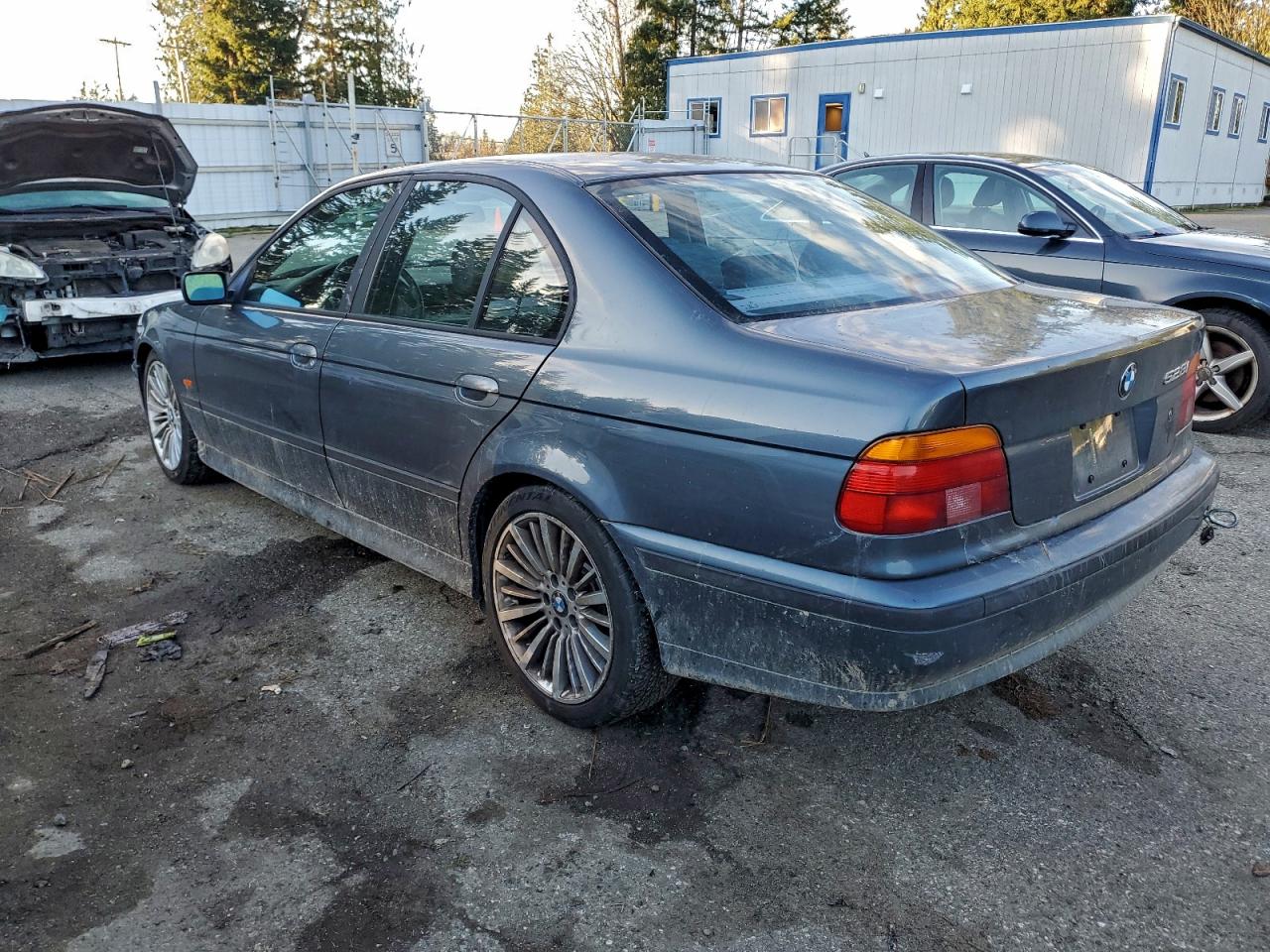 2000 Bmw 528 I Automatic Gray vin: WBADM6346YGV03443