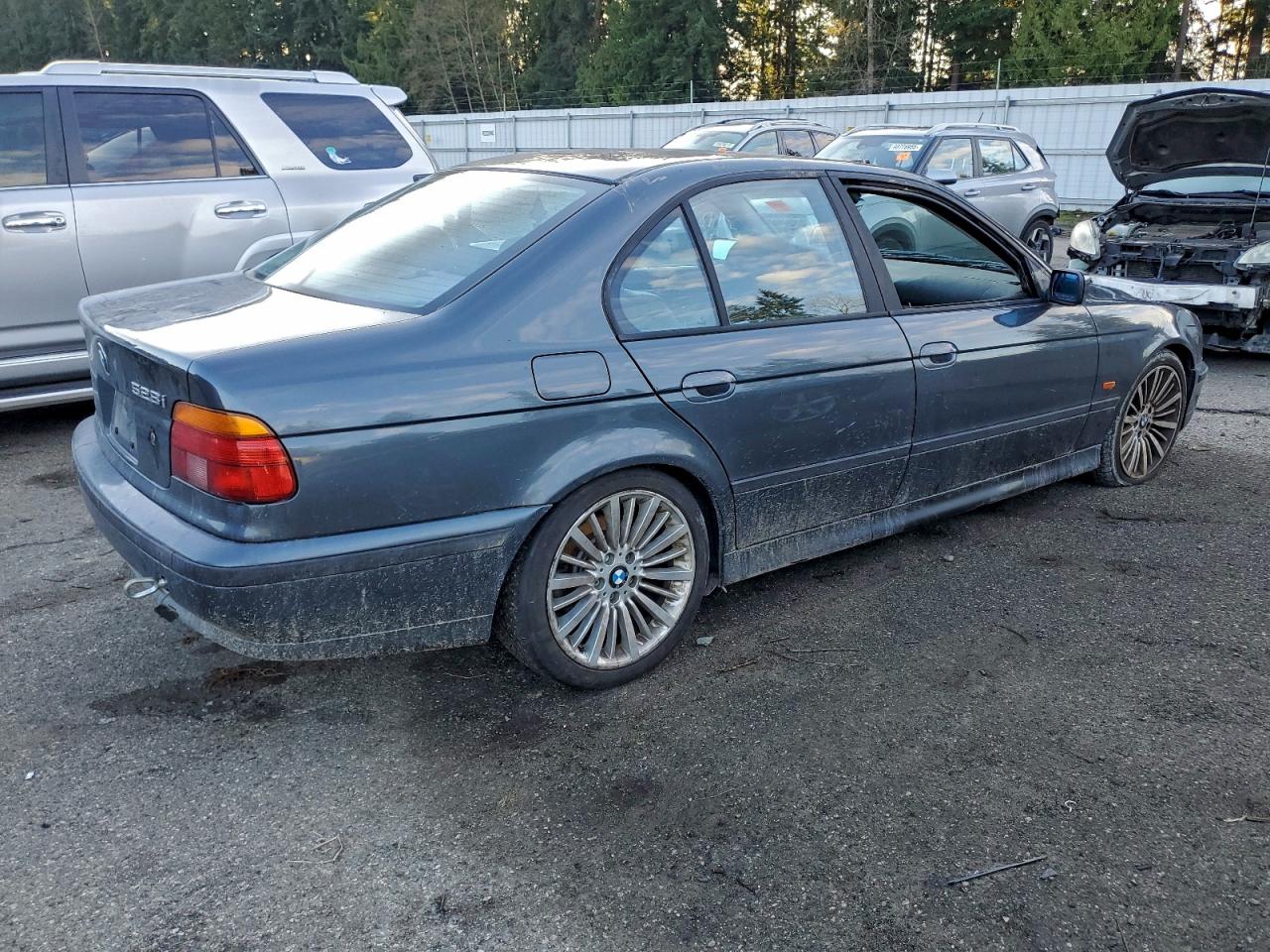 2000 Bmw 528 I Automatic Gray vin: WBADM6346YGV03443