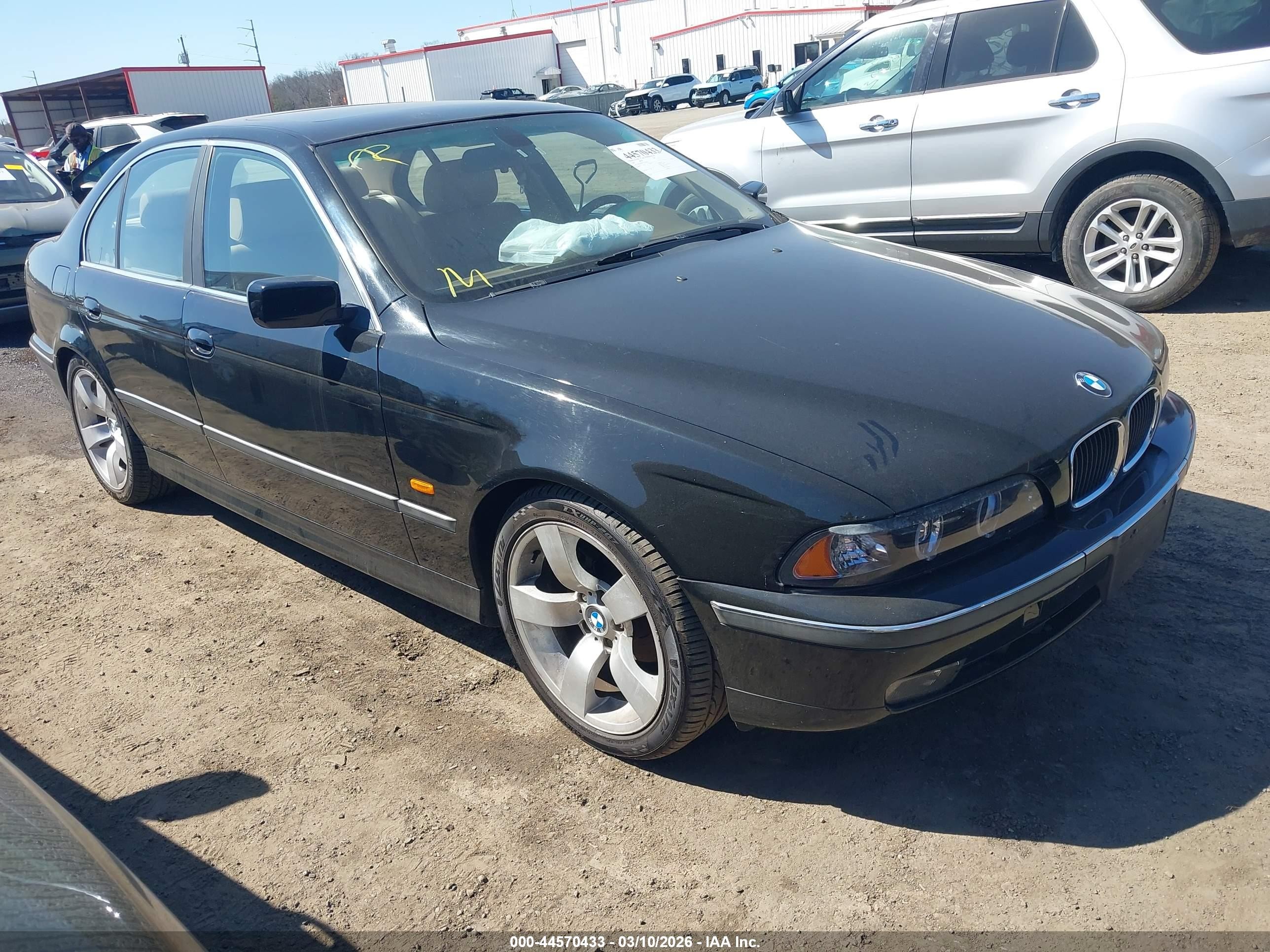 2000 Bmw 528ia   Black vin: WBADM6347YGU14786