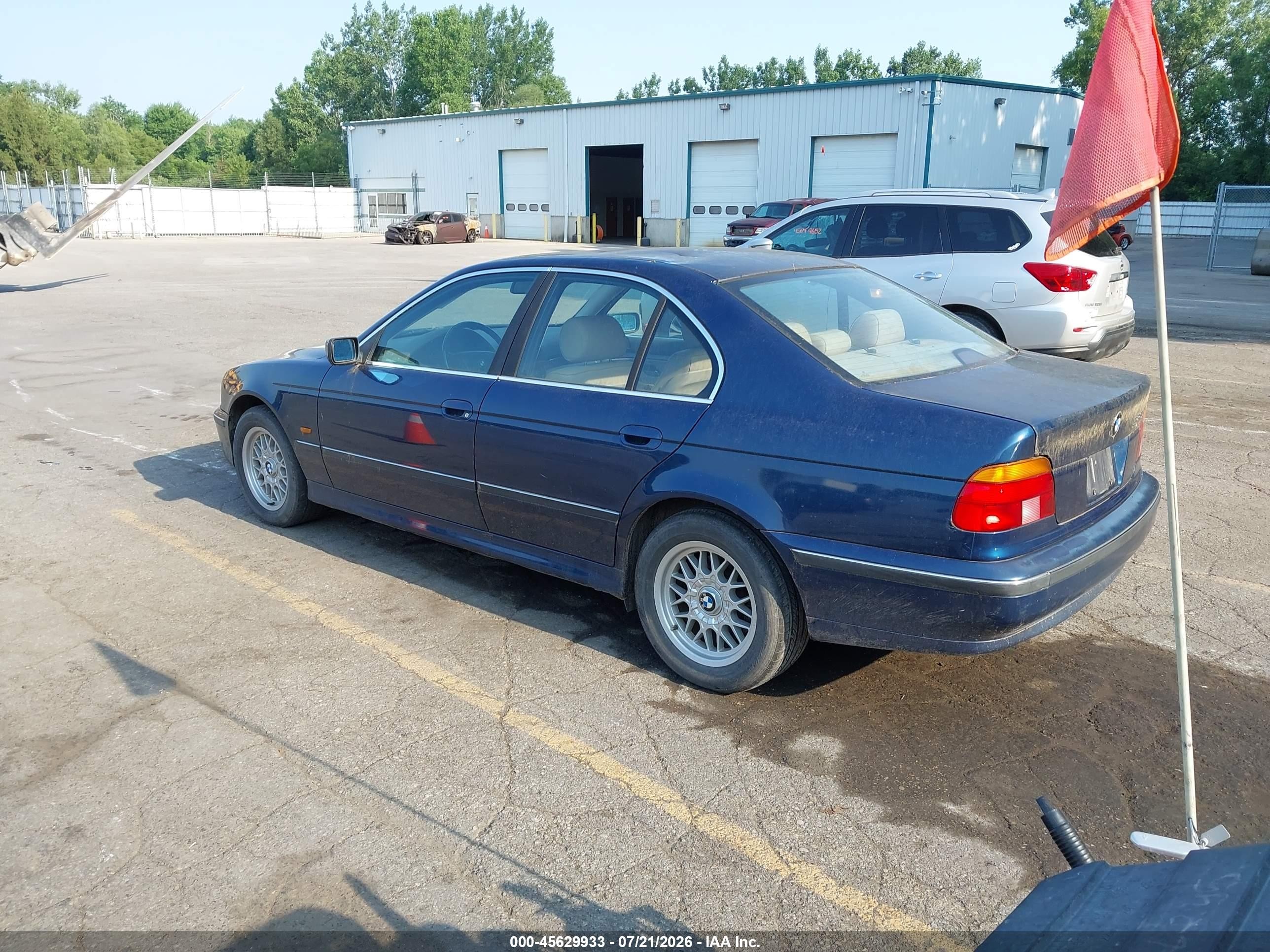 2000 Bmw 528ia   Синий vin: WBADM6348YGU21522