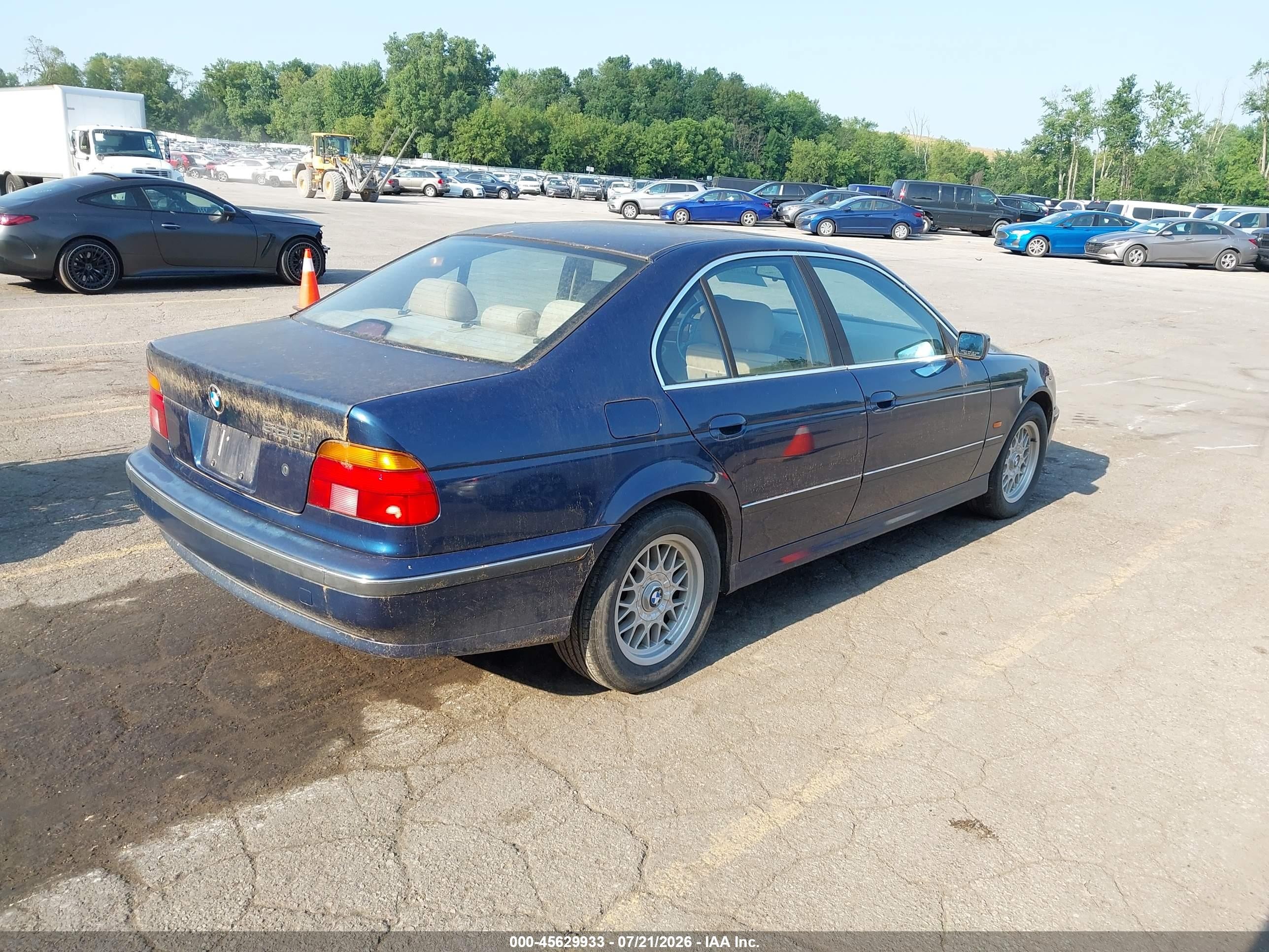 2000 Bmw 528ia   Синий vin: WBADM6348YGU21522