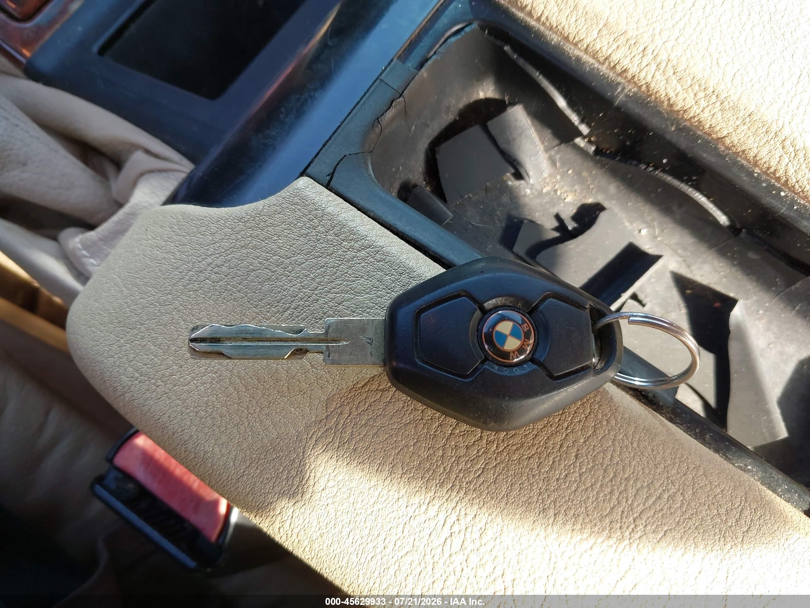2000 Bmw 528ia   Синий vin: WBADM6348YGU21522