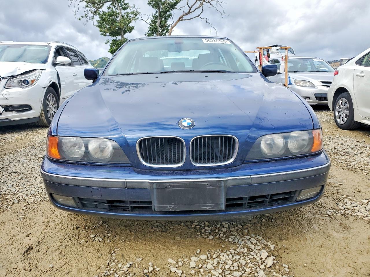 2000 Bmw 528 I Automatic Blue vin: WBADM6348YGU27417