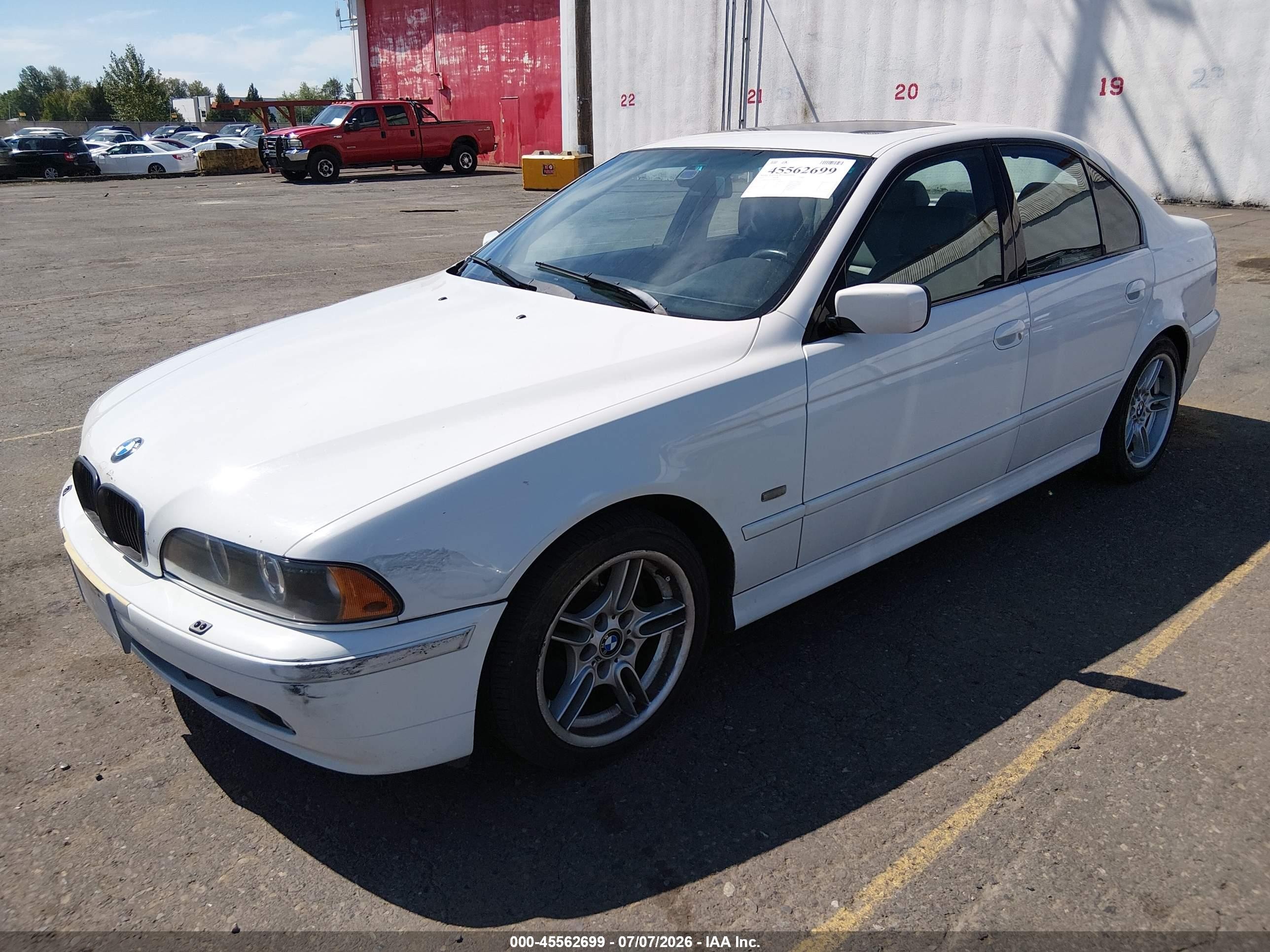 2001 Bmw 540i White vin: WBADN53471GC96724