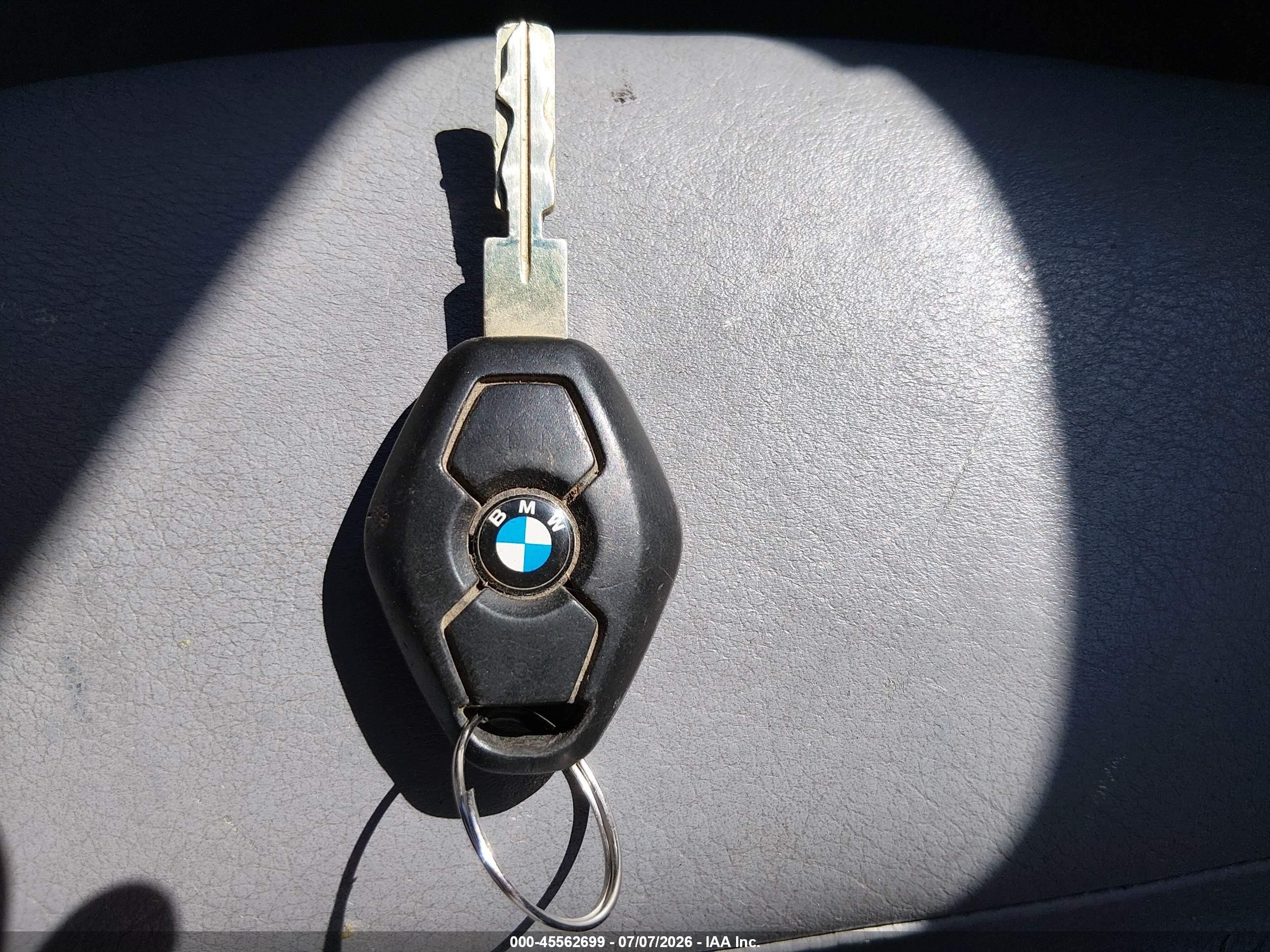 2001 Bmw 540i White vin: WBADN53471GC96724