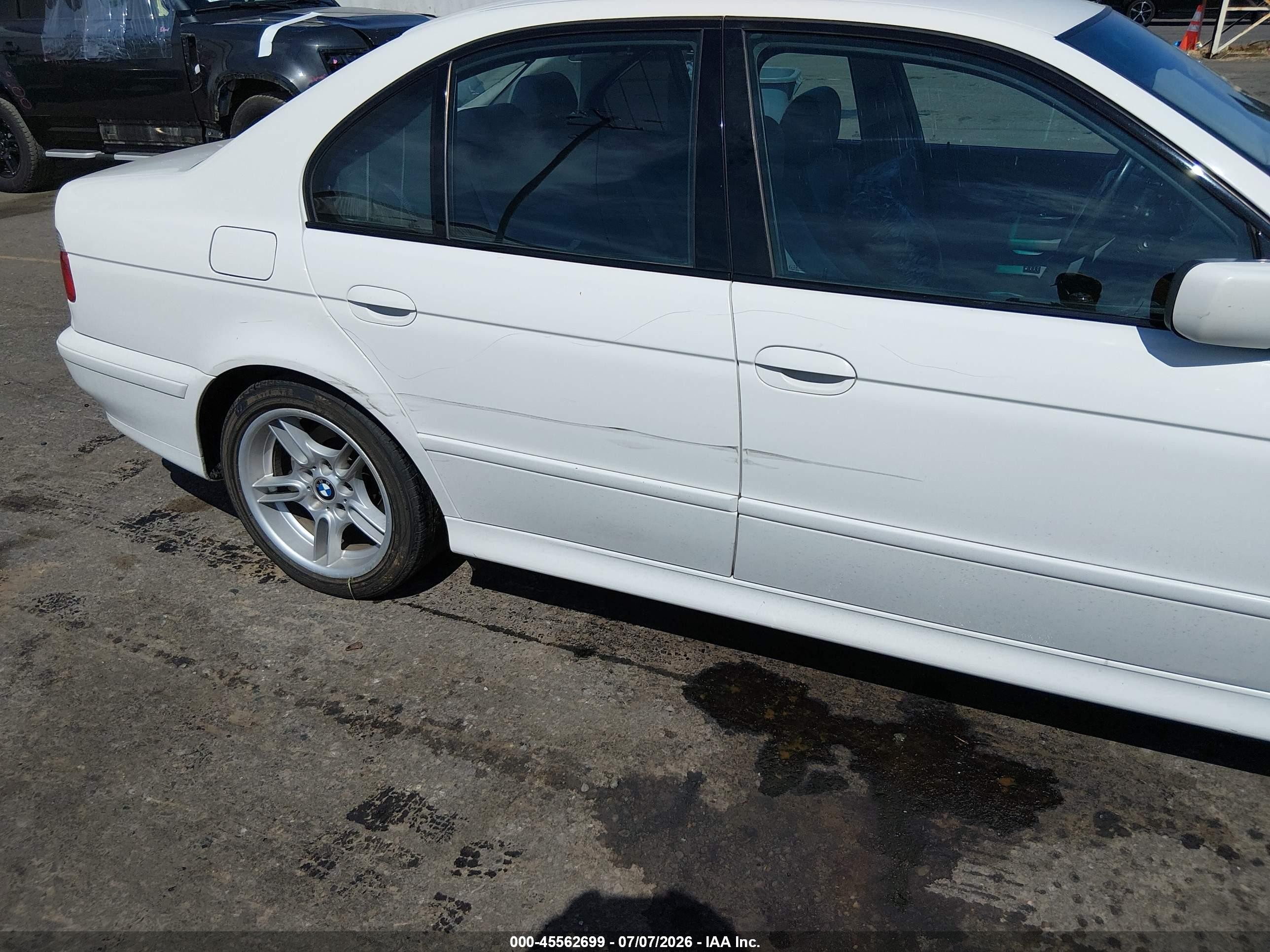 2001 Bmw 540i White vin: WBADN53471GC96724