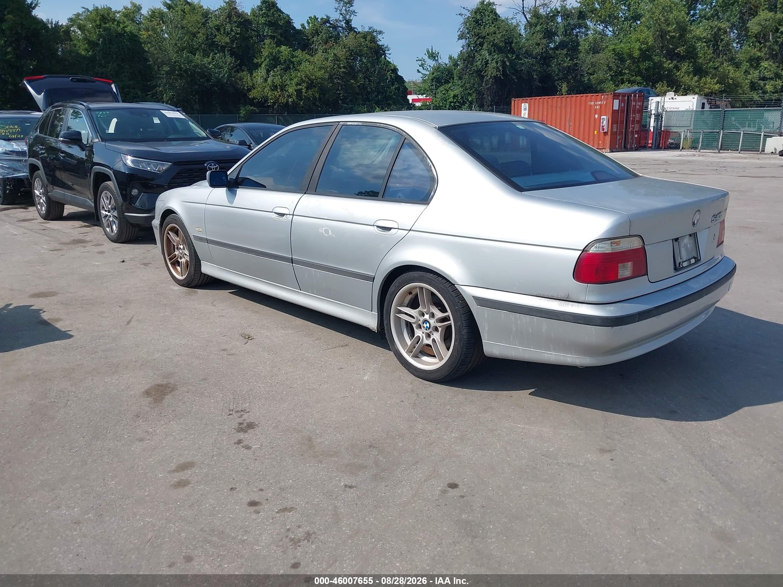 2000 Bmw 540i   Silver vin: WBADN5348YGC93602