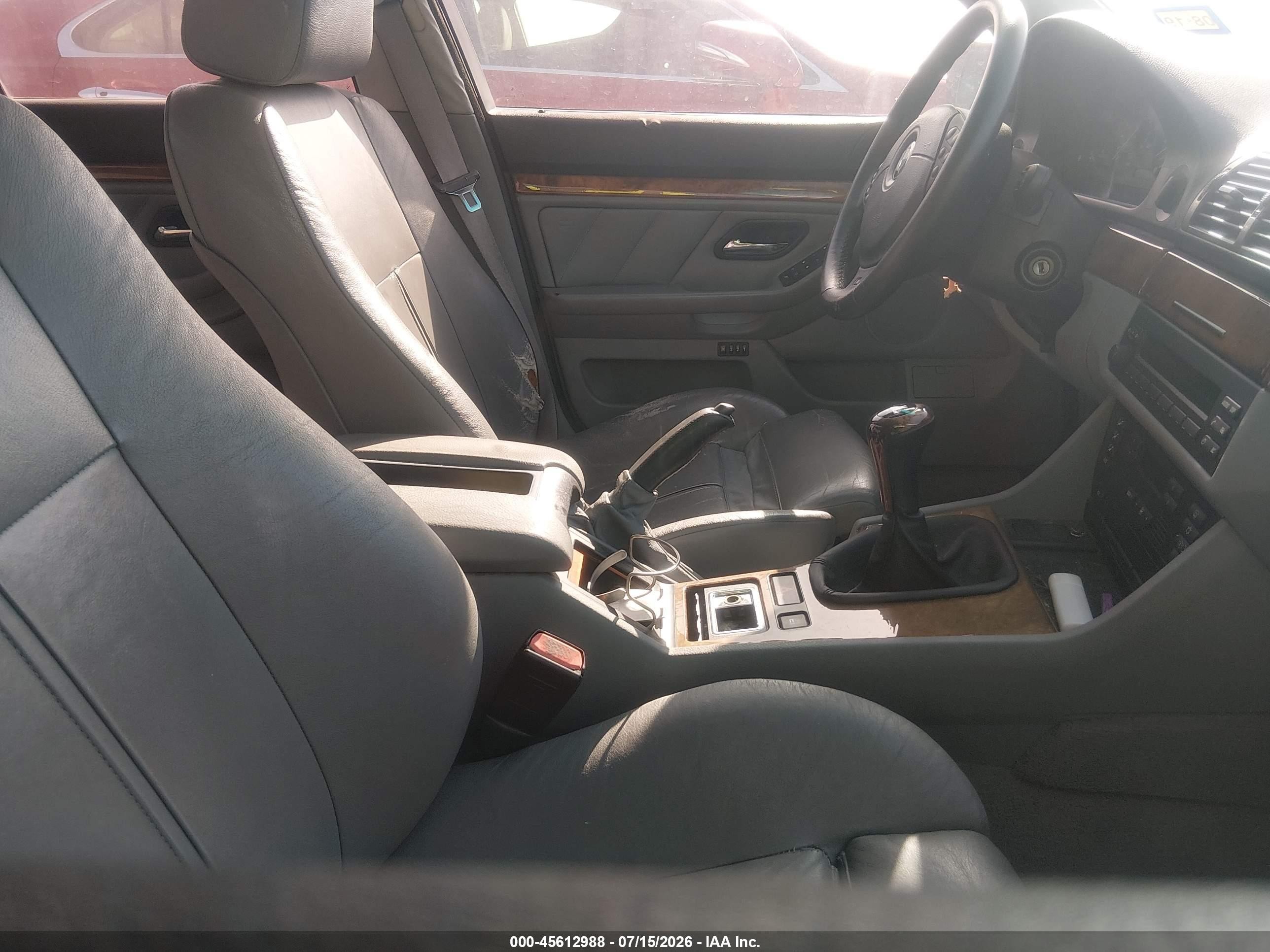 2000 Bmw 540i   Silver vin: WBADN5349YGC94287