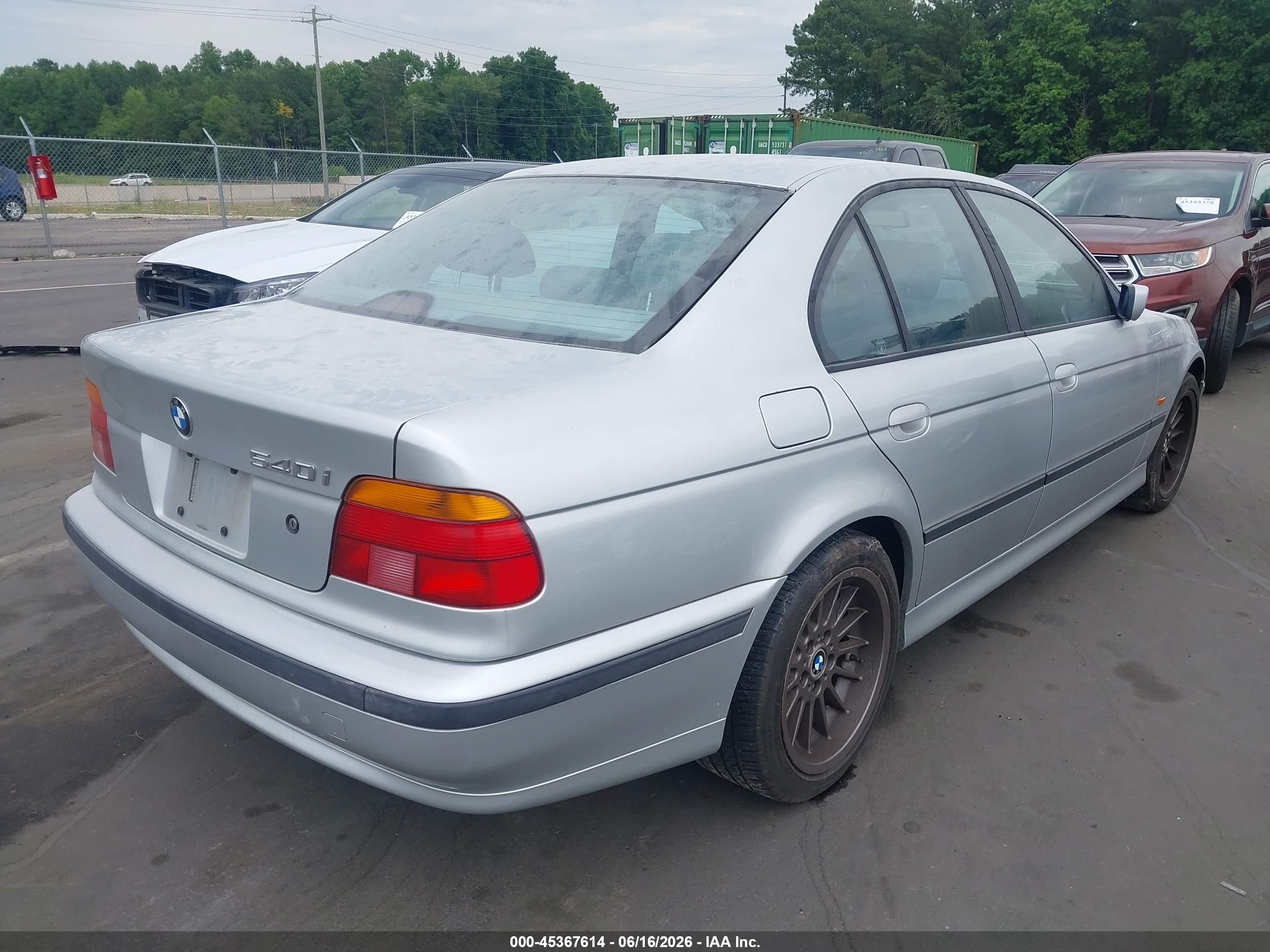 1999 Bmw 540ia   Серебряный vin: WBADN6333XGM60764