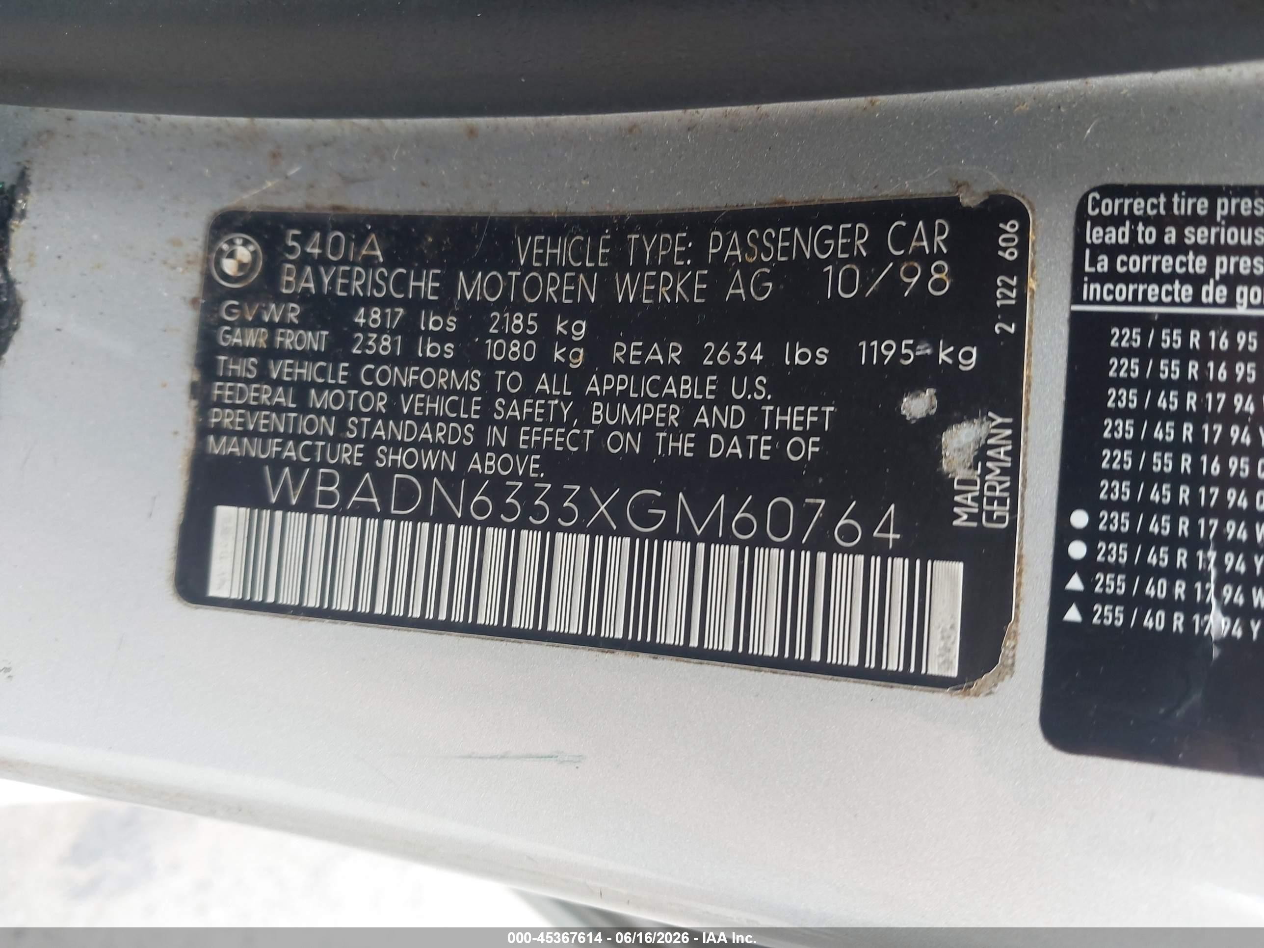 1999 Bmw 540ia   Серебряный vin: WBADN6333XGM60764