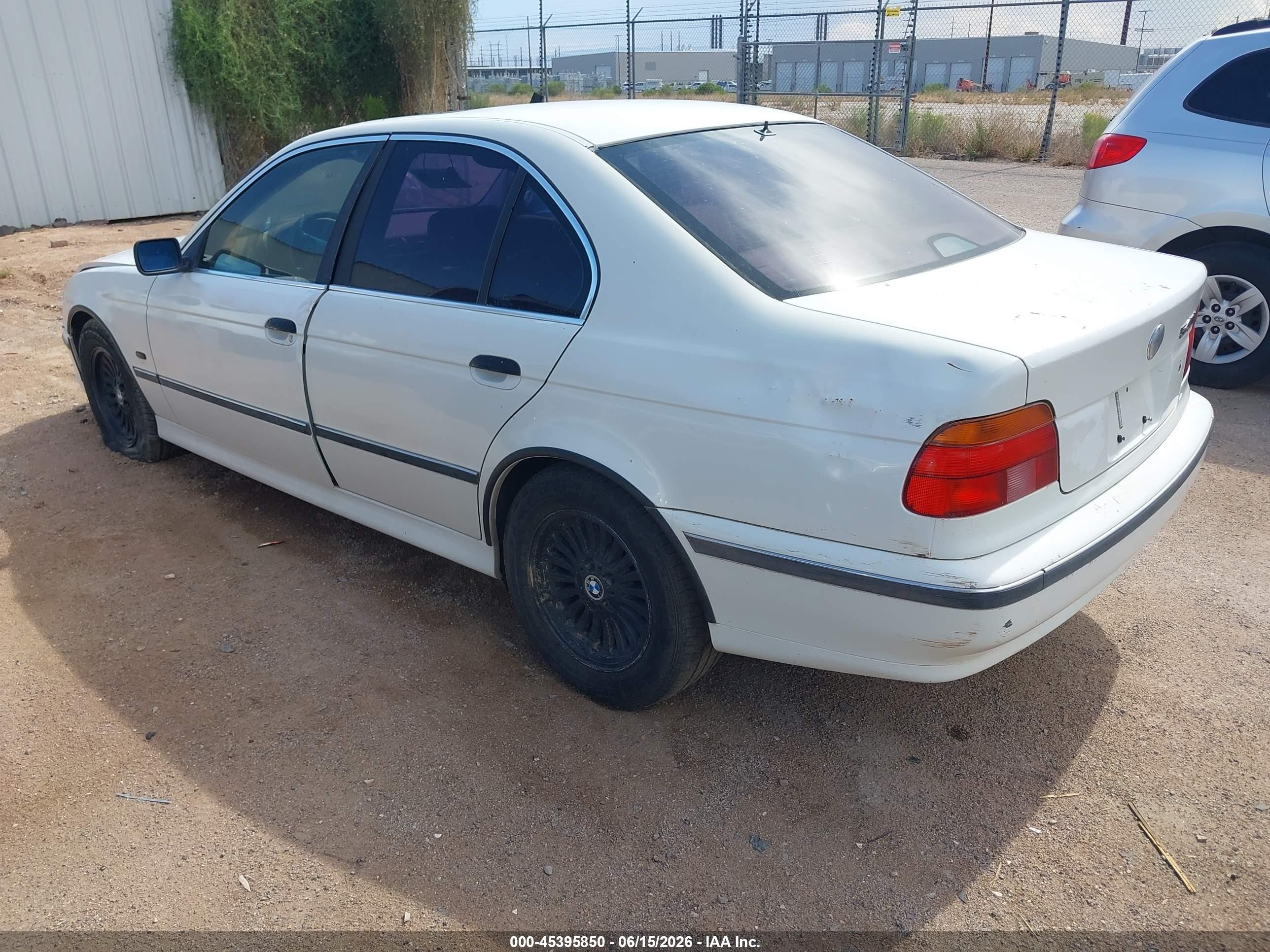 2000 Bmw 540ia   White vin: WBADN6349YGM65753