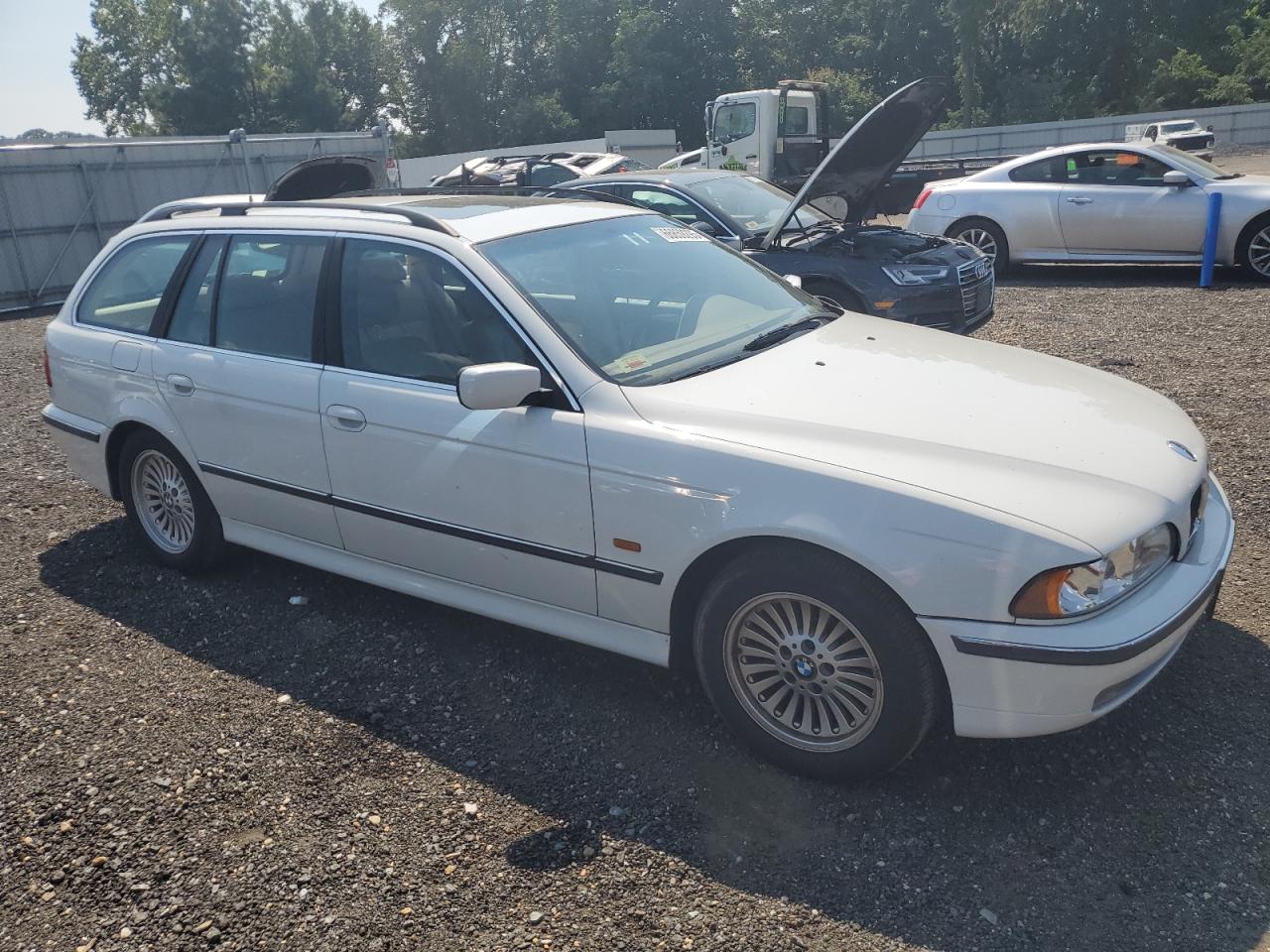 1999 Bmw 528 It Automatic White vin: WBADP6334XBV61092