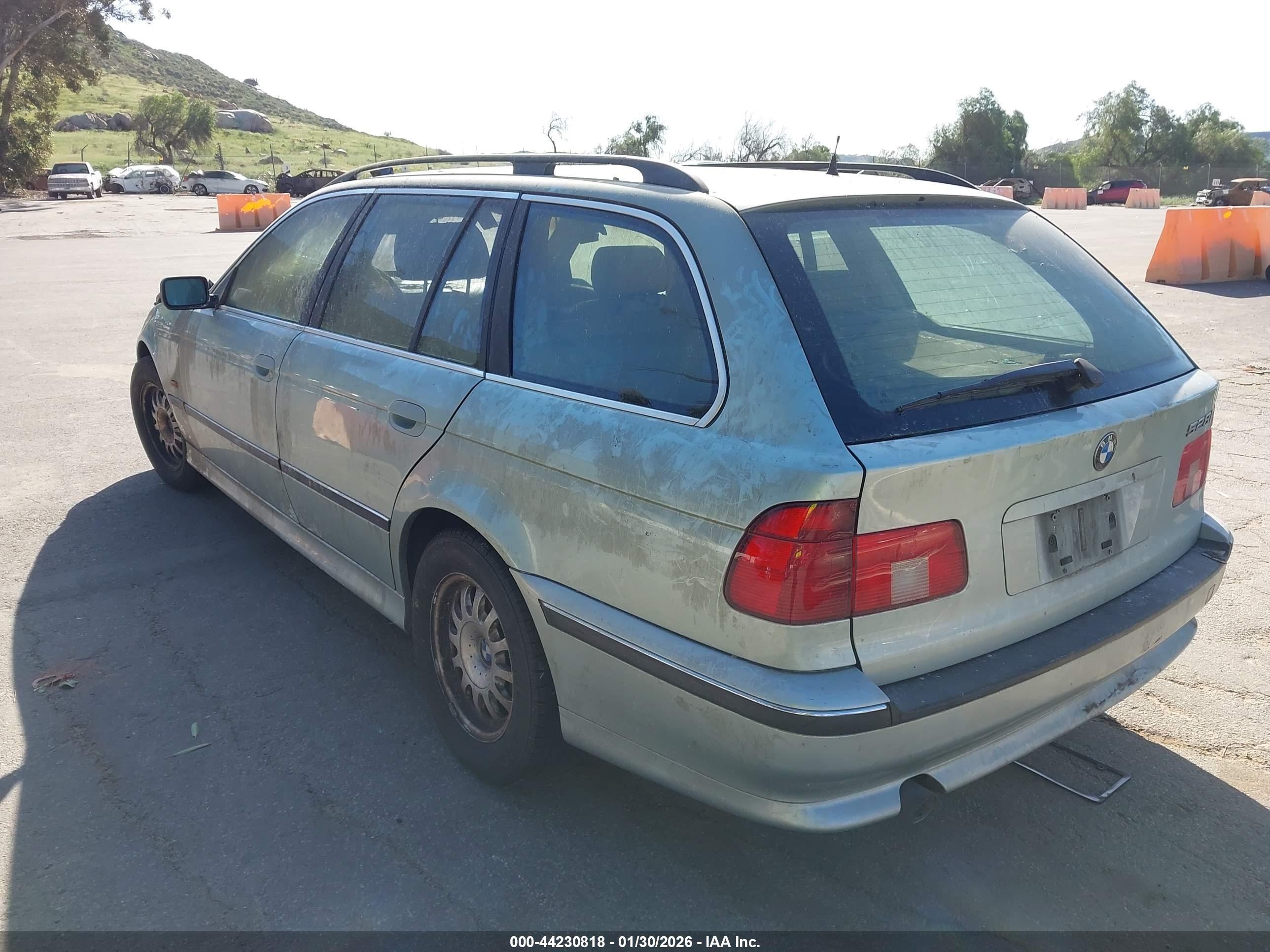 1999 Bmw 528ia Sport Light Blue vin: WBADP6334XBV61240