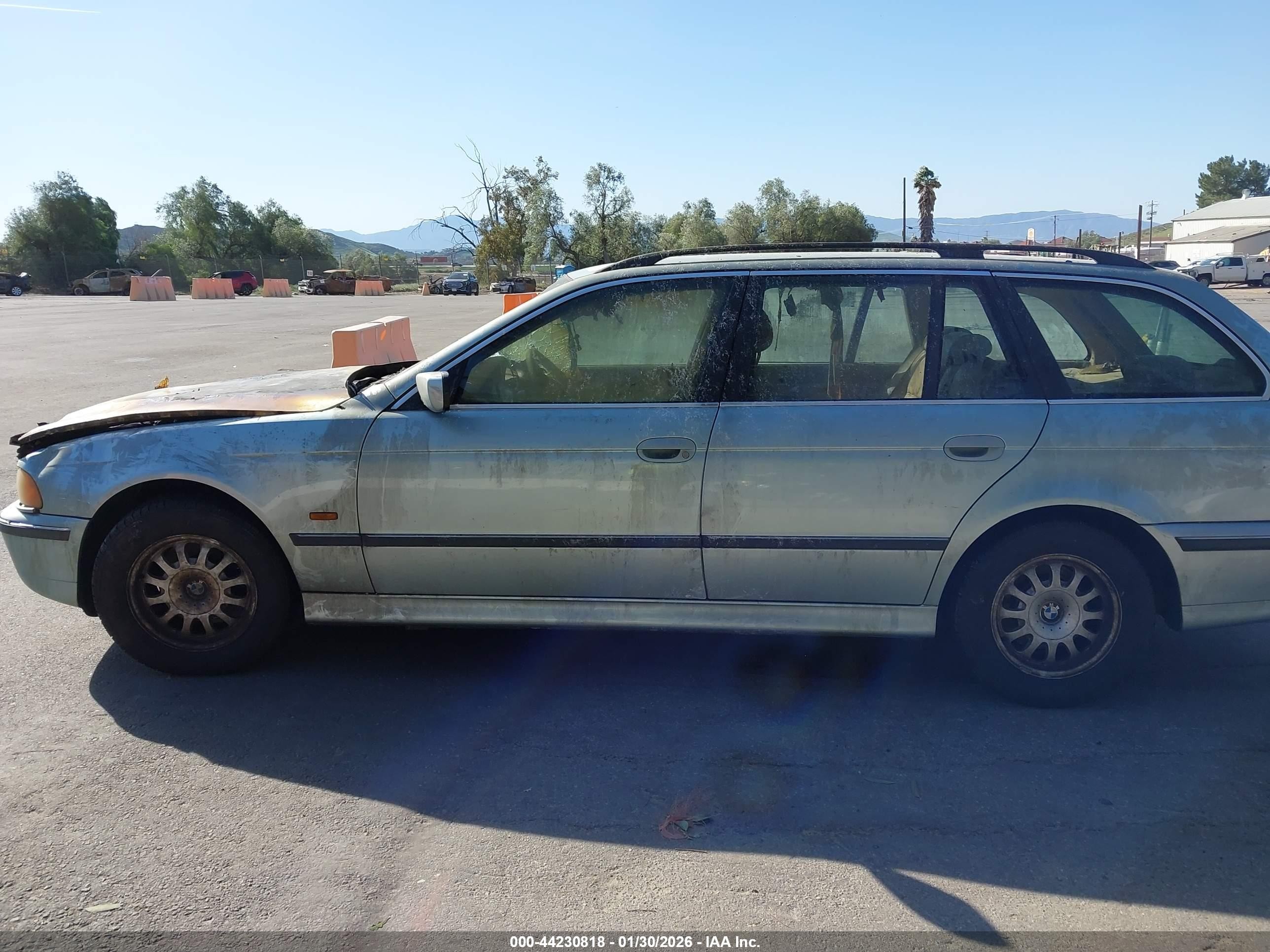 1999 Bmw 528ia Sport Light Blue vin: WBADP6334XBV61240