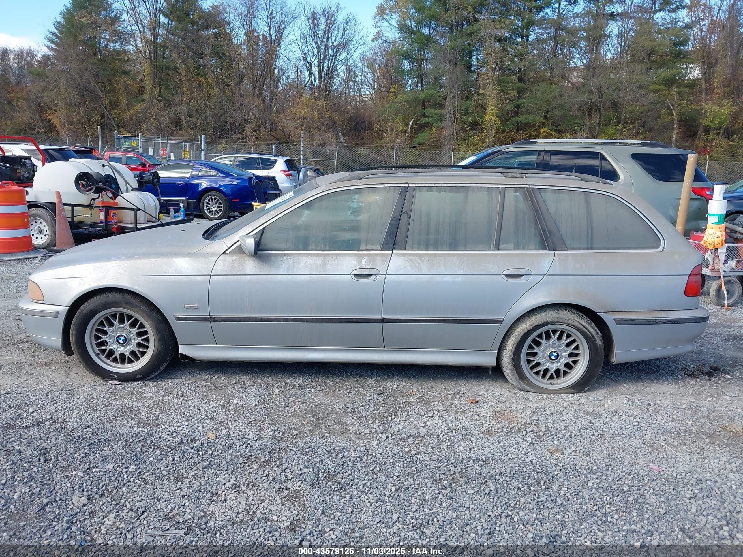 1999 Bmw 528ia Sport Серебряный vin: WBADP6337XBV60499