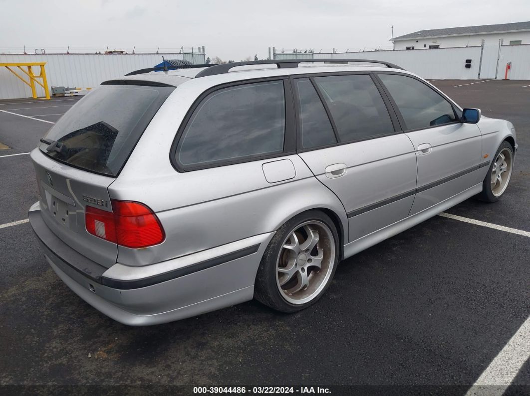 1999 Bmw 528ia Sport Silver vin: WBADP6337XBV61037
