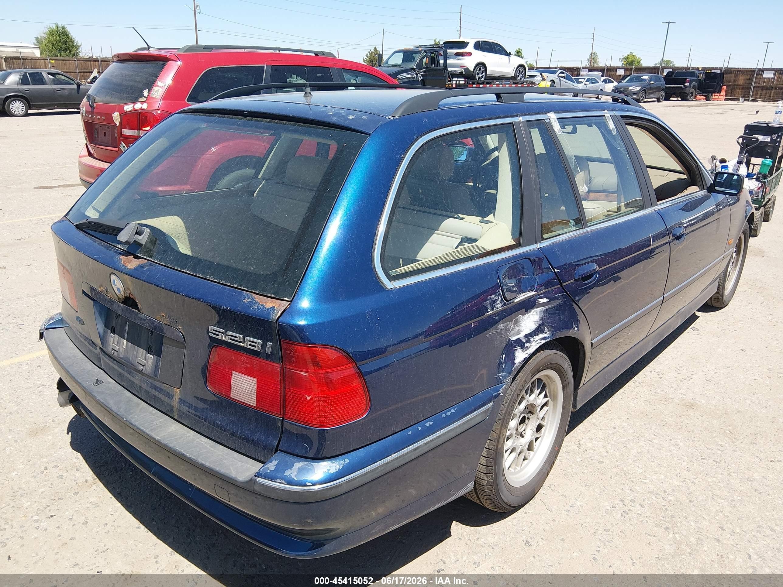 1999 Bmw 528ia Sport Blue vin: WBADP6339XBV60892