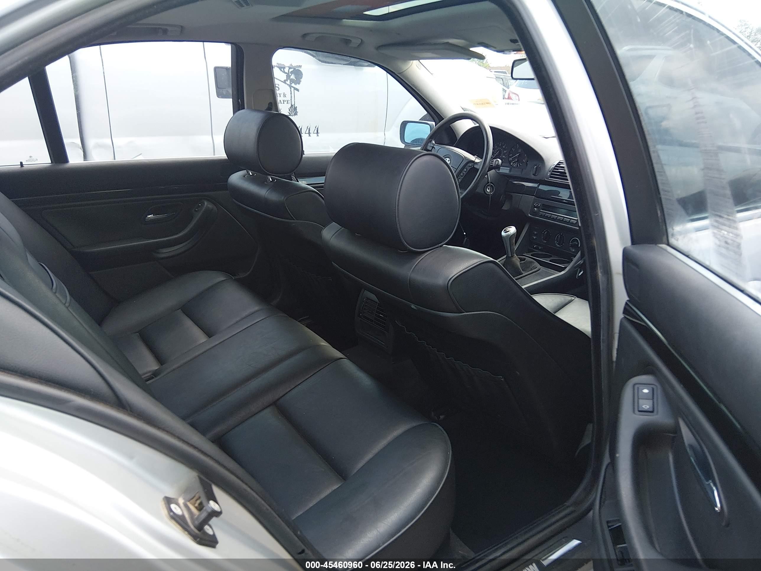 2001 Bmw 525i   Silver vin: WBADT334X1GF41266