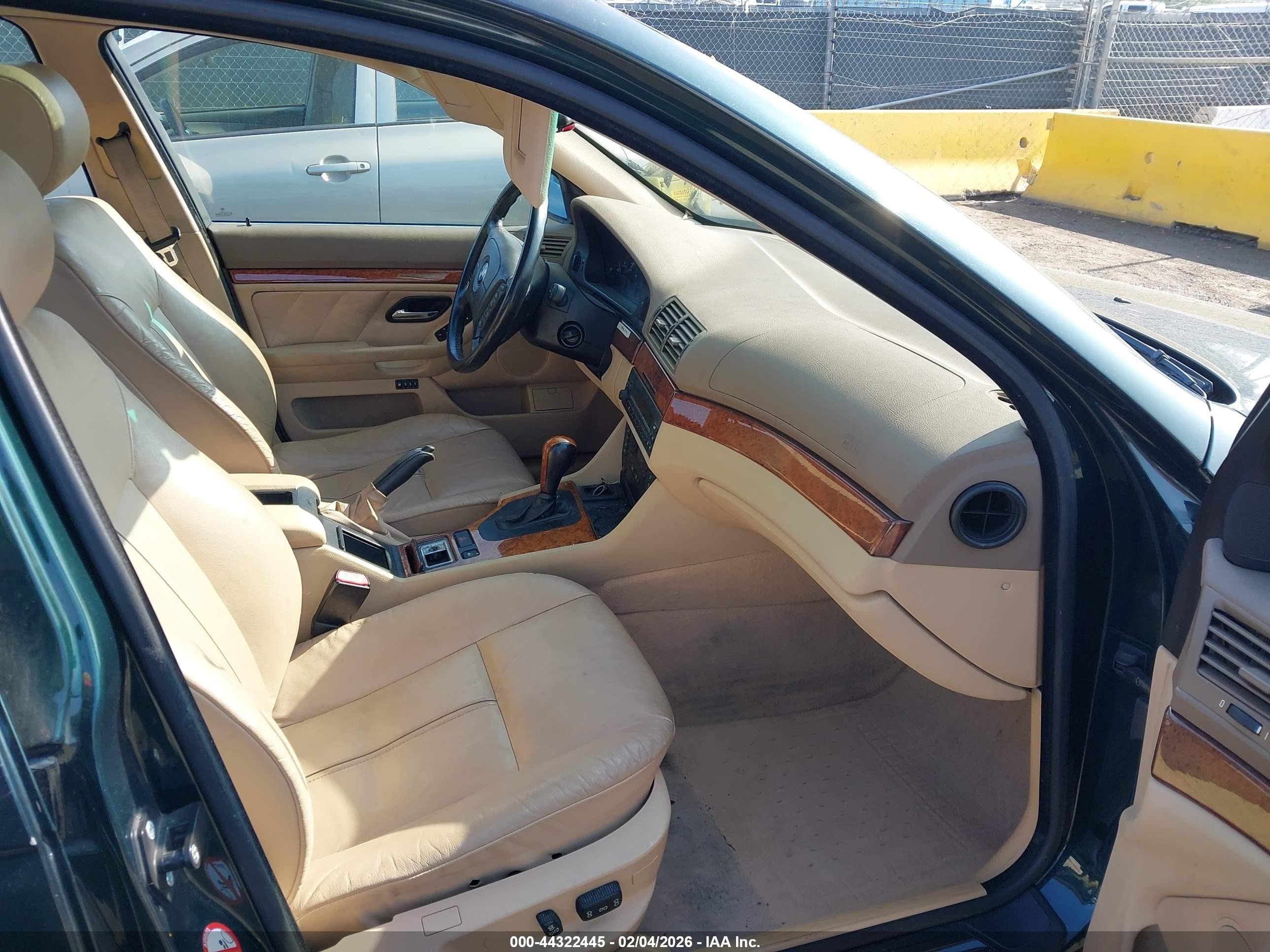 2001 Bmw 525ia   Green vin: WBADT43401GF55778