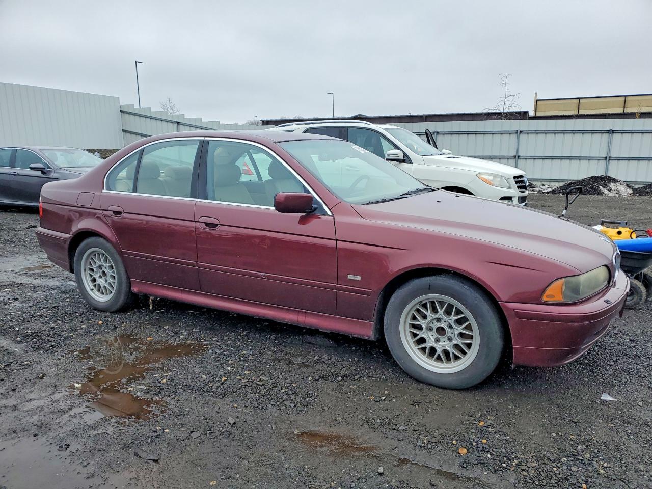 2001 Bmw 525 I Automatic Burgundy vin: WBADT43401GF55912