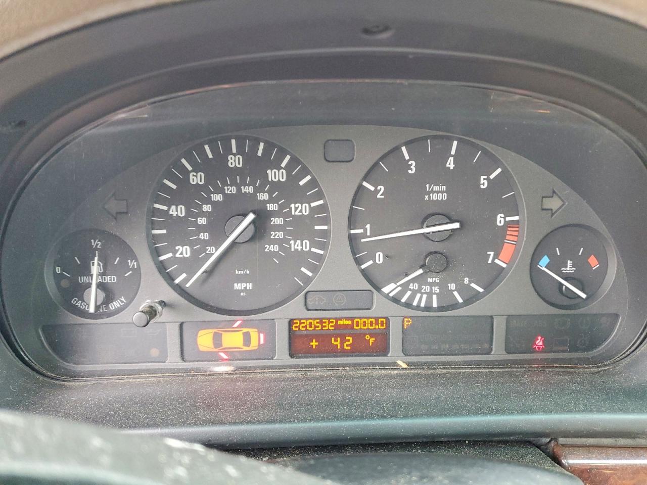 2001 Bmw 525 I Automatic Burgundy vin: WBADT43401GF55912