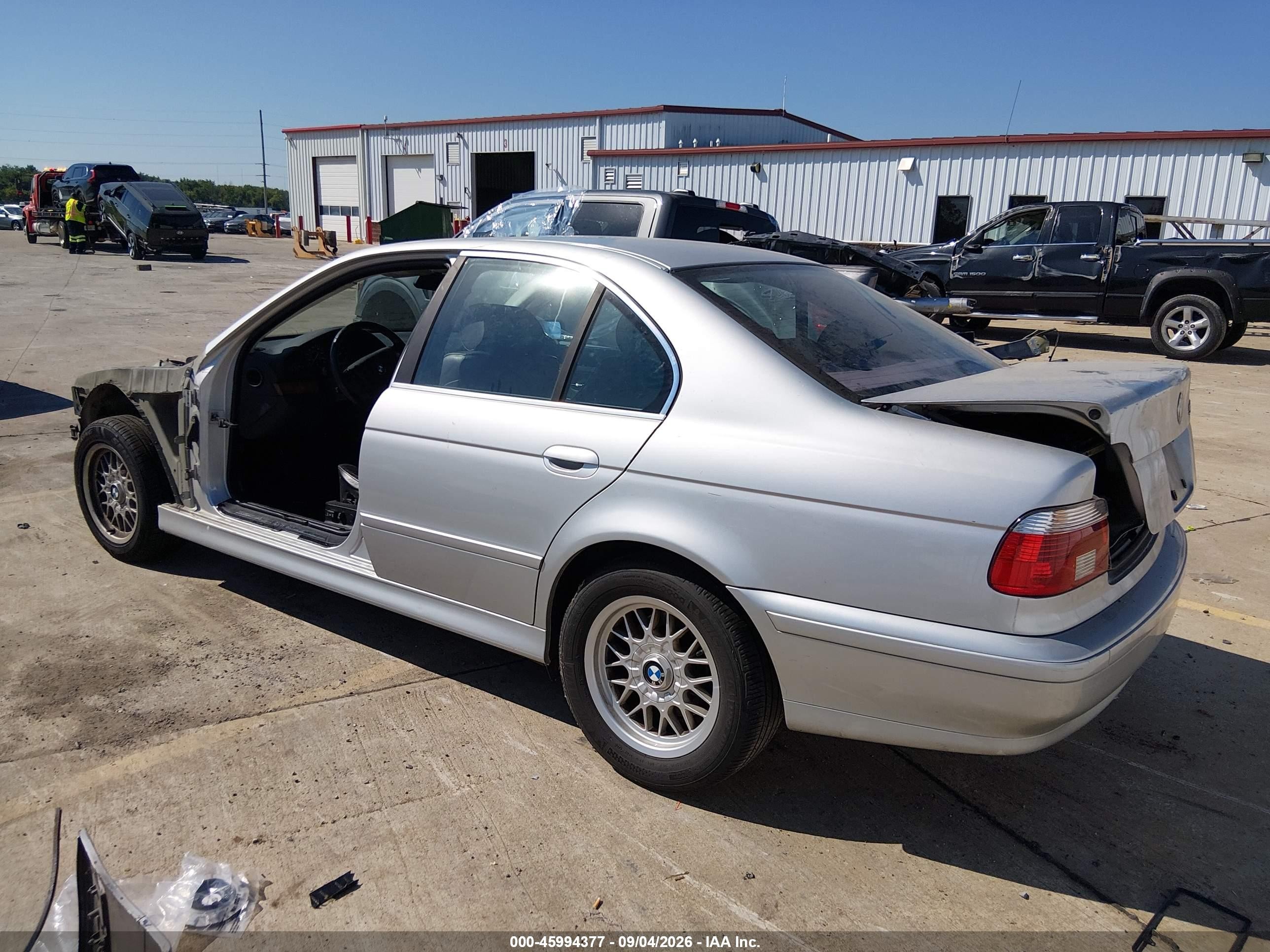 2002 Bmw 525ia   Silver vin: WBADT43422GZ95080