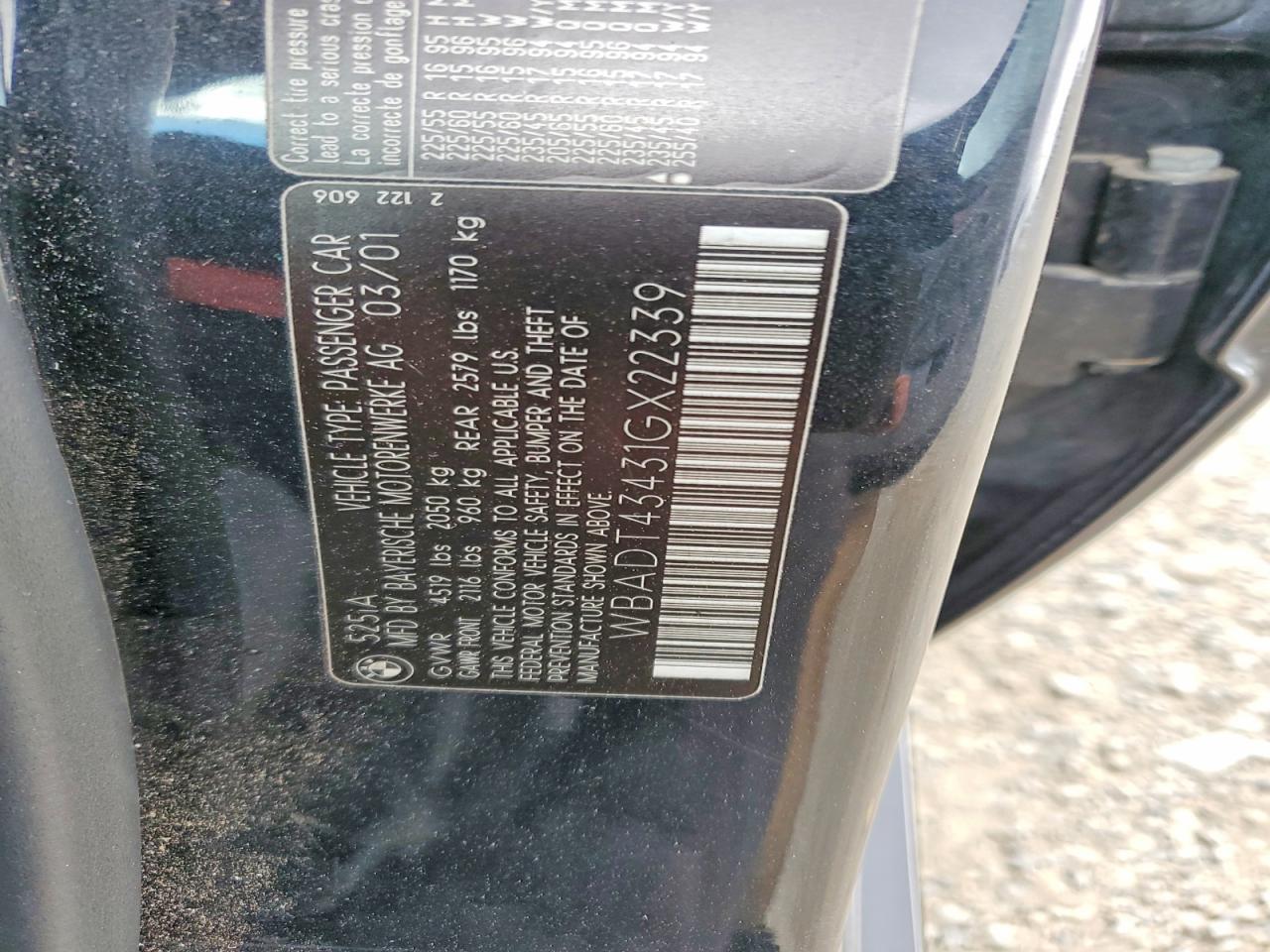 2001 Bmw 525 I Automatic Black vin: WBADT43431GX22339