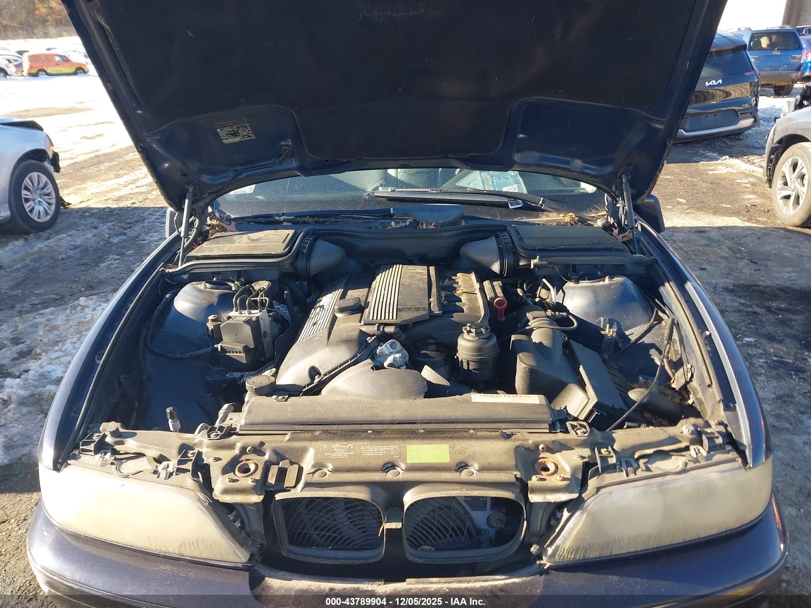 2001 Bmw 525ia   Dark Blue vin: WBADT43431GX24611