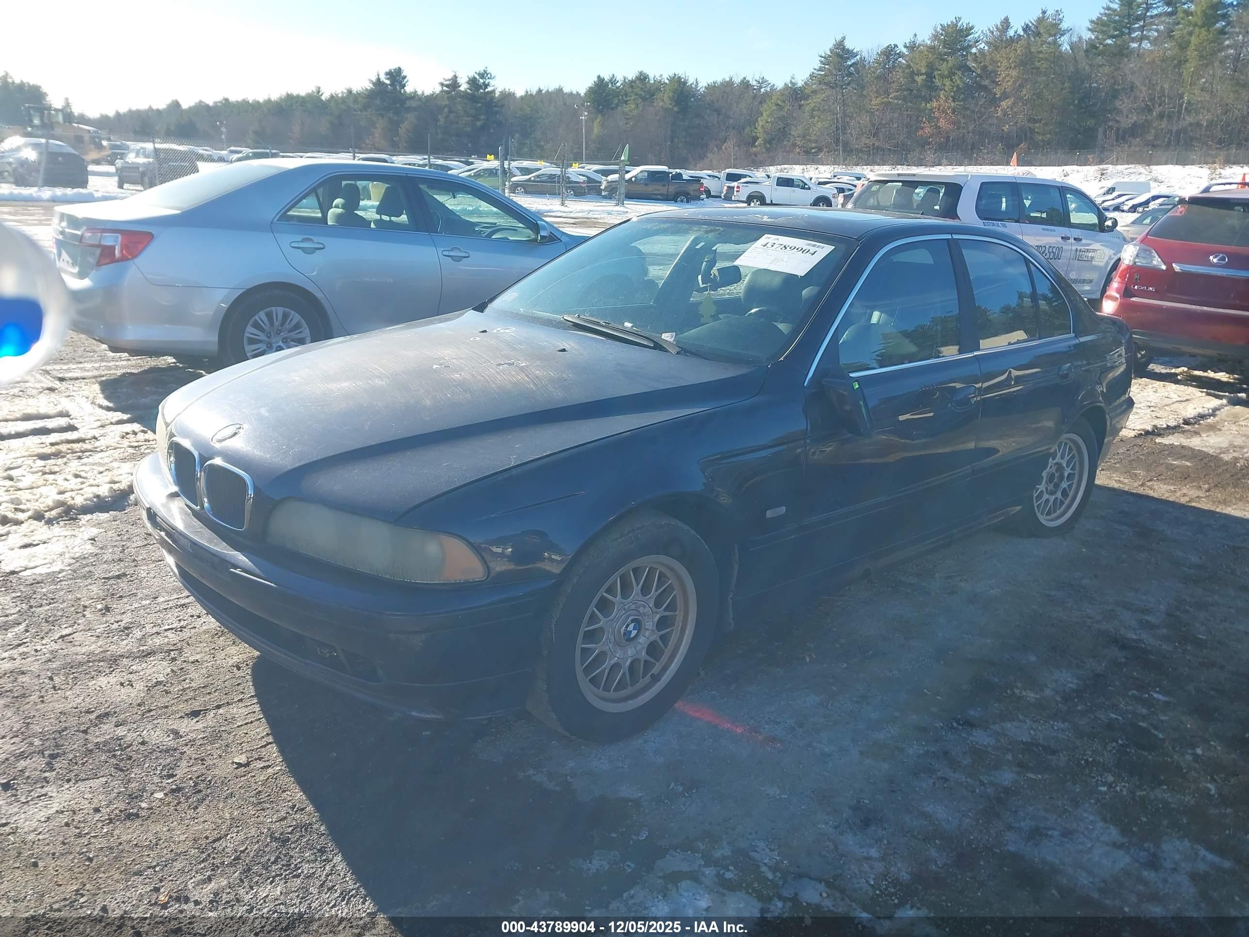 2001 Bmw 525ia   Dark Blue vin: WBADT43431GX24611