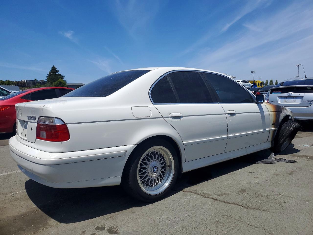2001 Bmw 525 I Automatic White vin: WBADT43441GX27209