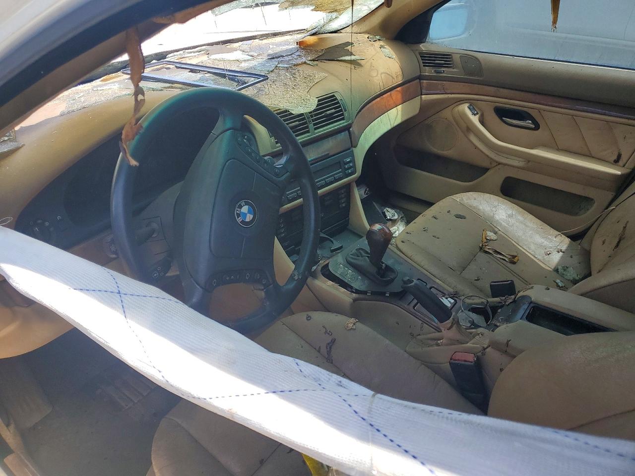2001 Bmw 525 I Automatic White vin: WBADT43441GX27209